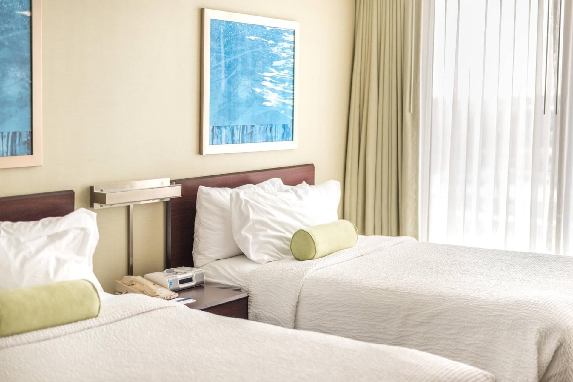 SpringHill Suites by Marriott Chicago Naperville Warrenville gallery photo in Warrenville, IL — image 5