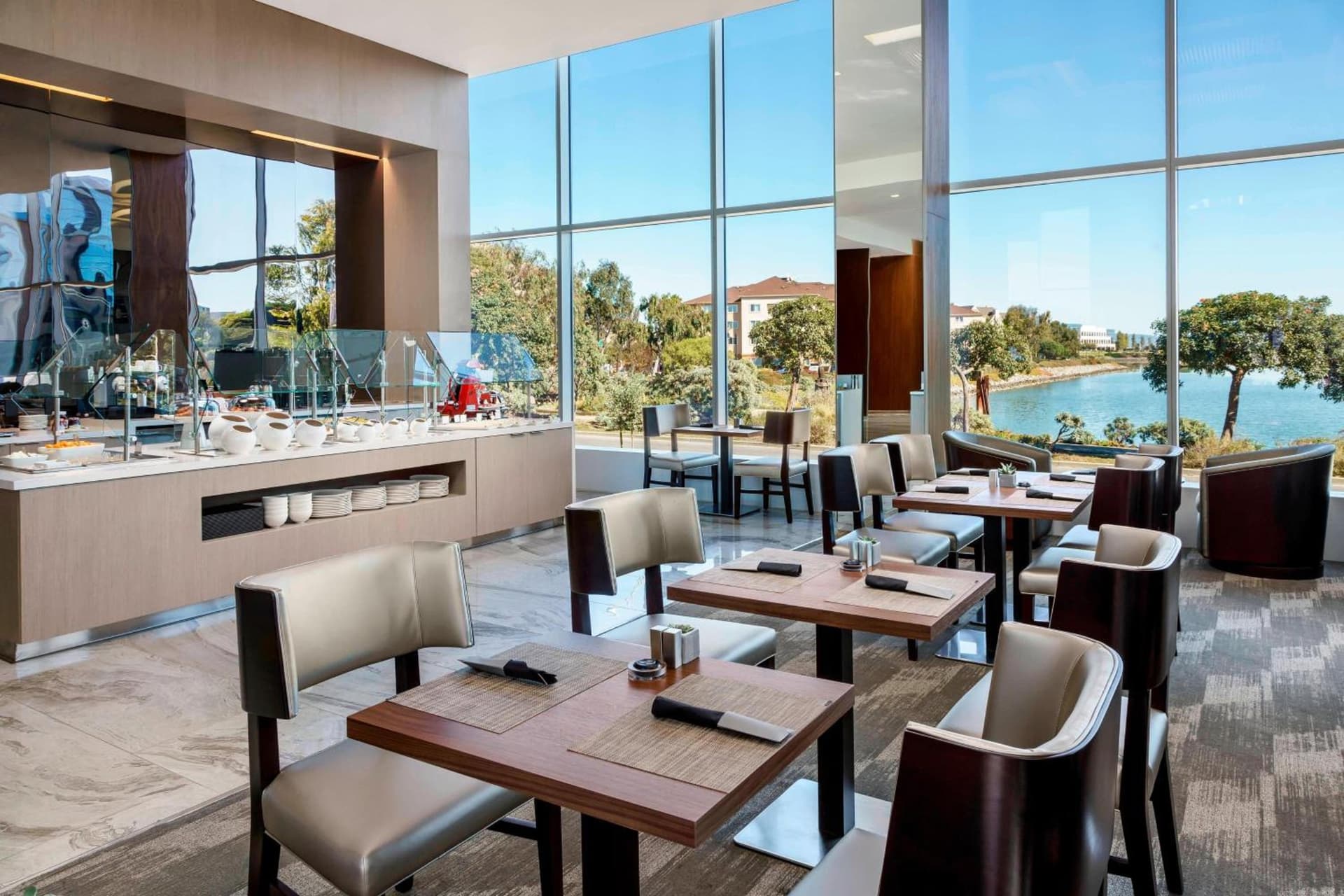 AC Hotel by Marriott San Francisco Airport/Oyster Point Waterfront gallery photo in South San Francisco, CA — image 49