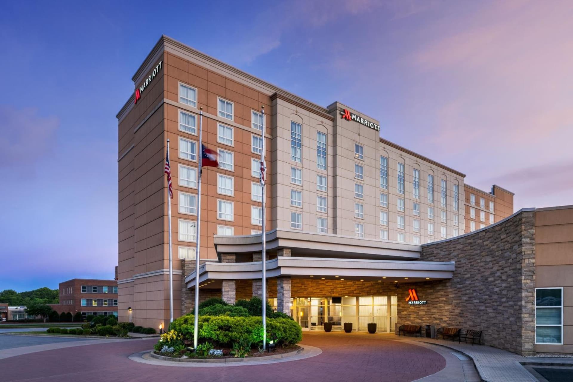 Macon Marriott City Center interior in Macon, GA — gallery photo 2