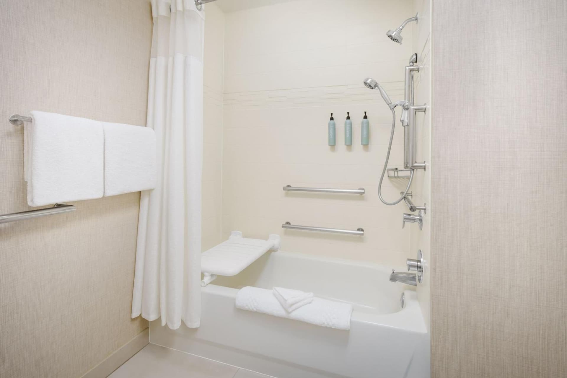 Residence Inn by Marriott Salinas Monterey gallery photo in Salinas, CA — image 5