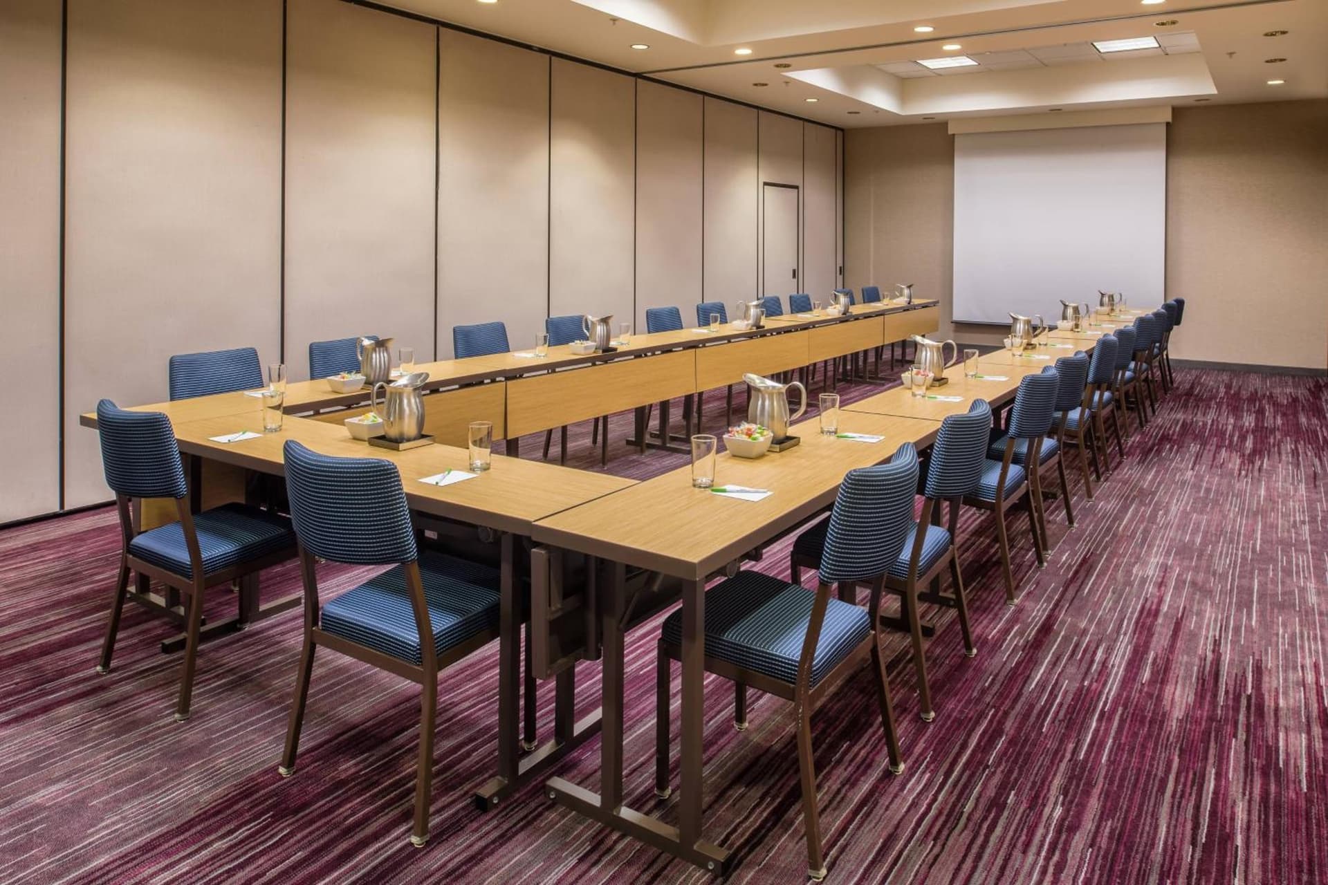 Courtyard by Marriott Seattle Federal Way gallery photo in Federal Way, WA — image 7