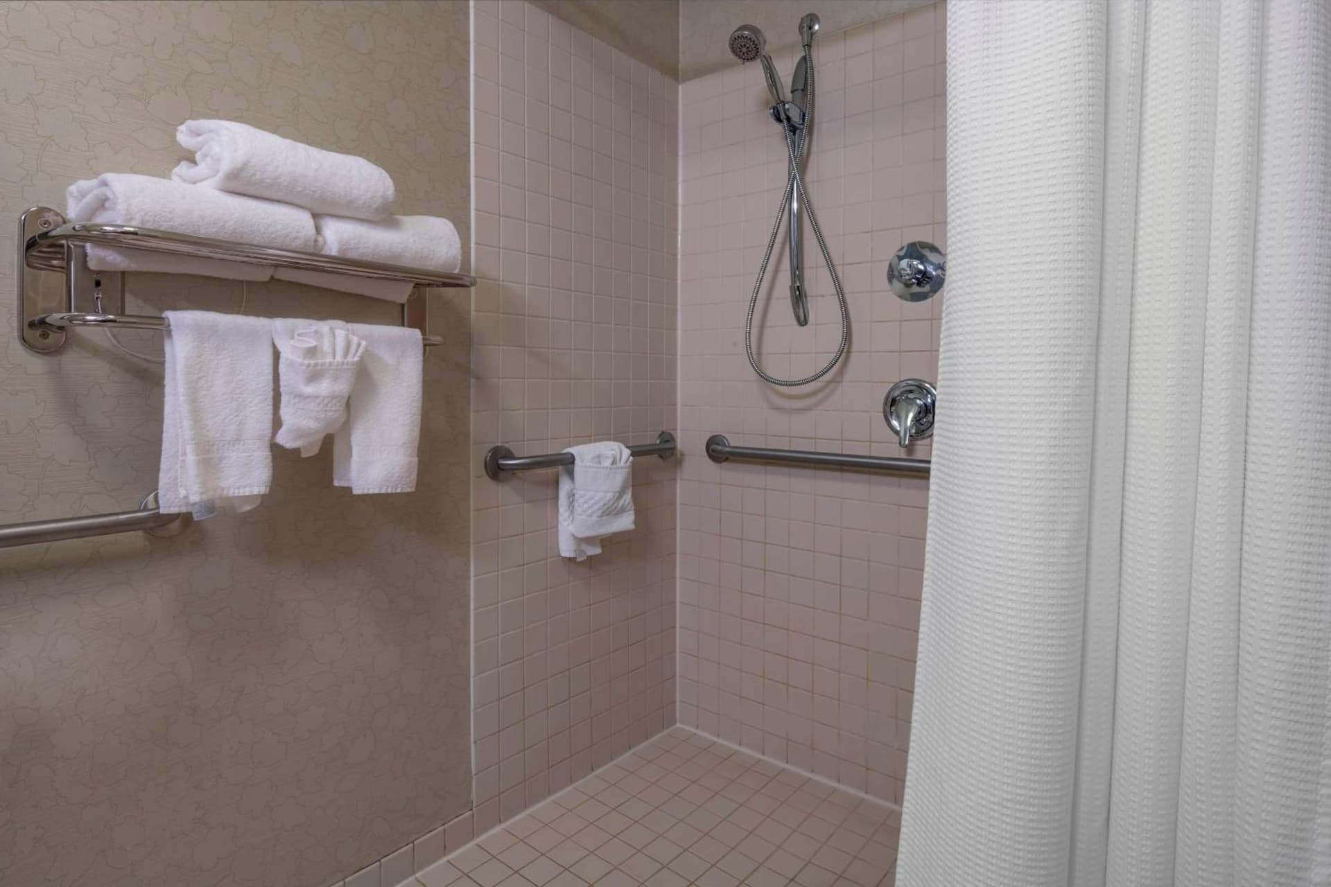 SpringHill Suites Devens Common Center gallery photo in Devens, MA — image 13