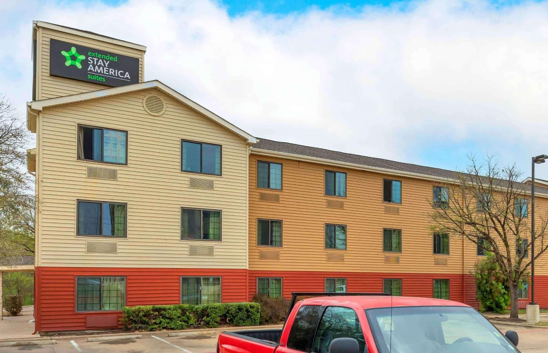 Extended Stay America Select Suites - Austin - Round Rock - North property views in Round Rock, TX — gallery photo 3