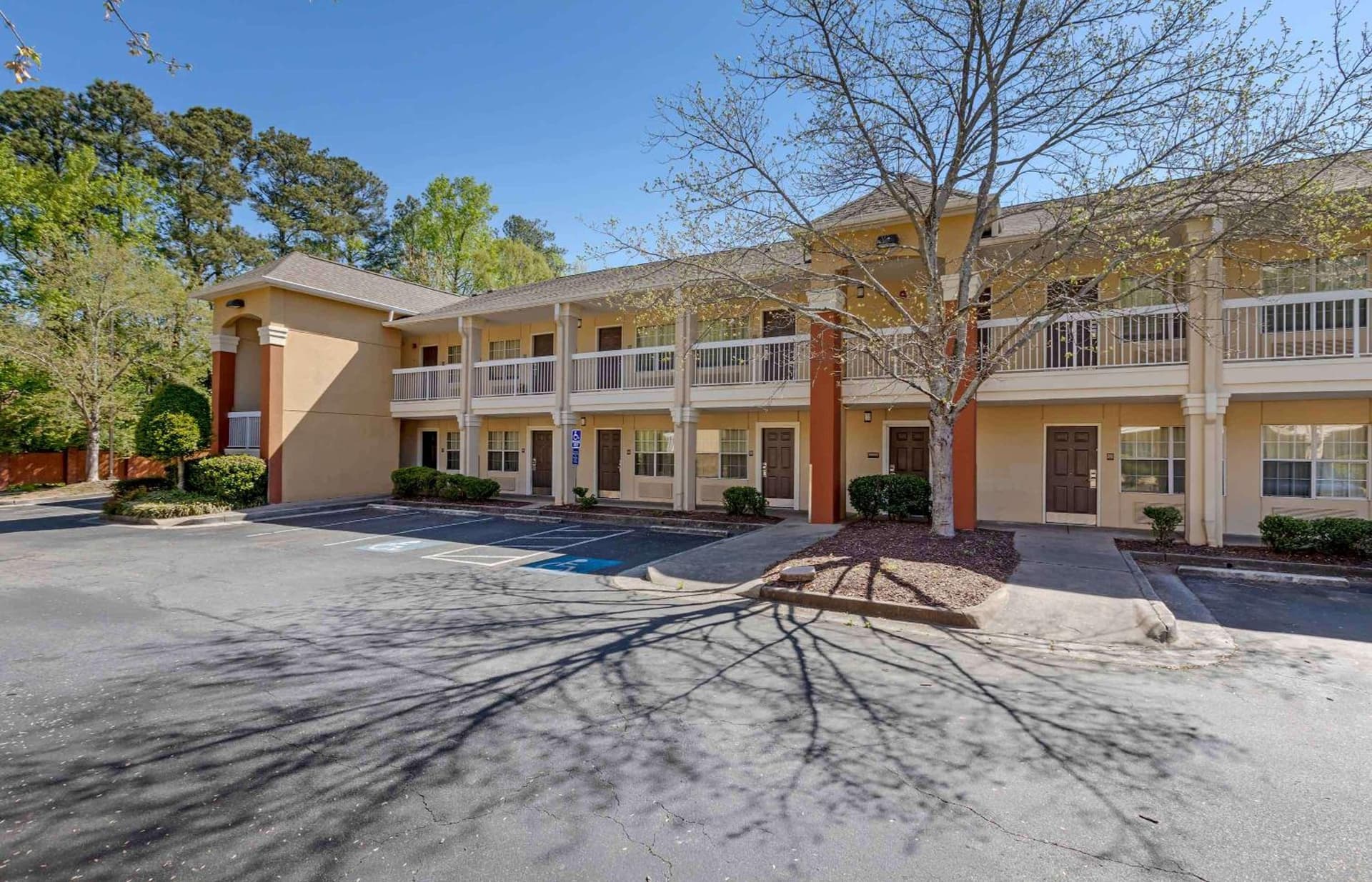 Extended Stay America Select Suites - Atlanta - Perimeter - Hammond Drive featured exterior or lobby in Atlanta, GA — similar hotel