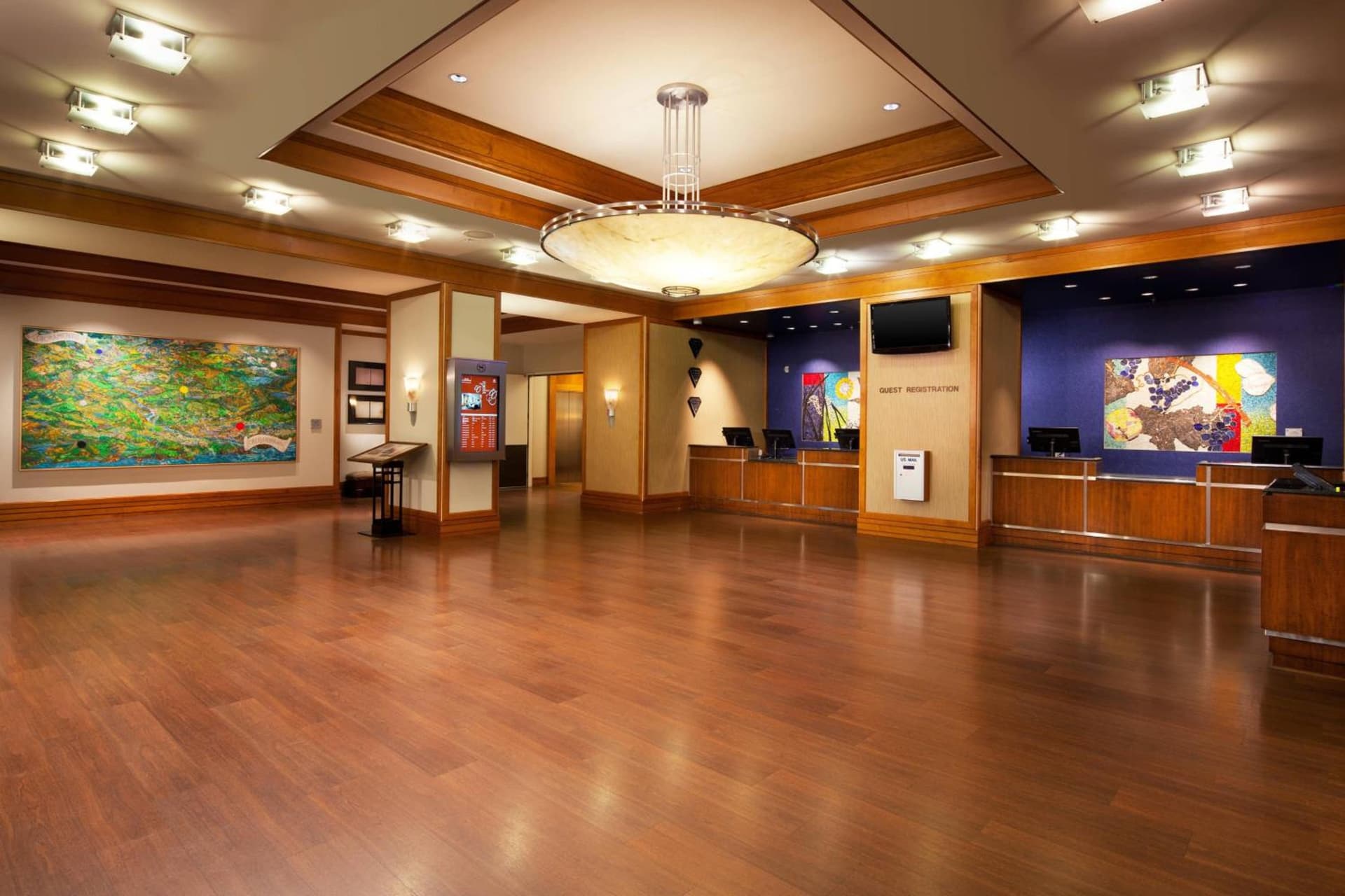 Sheraton Grand Sacramento interior in Sacramento, CA — gallery photo 2
