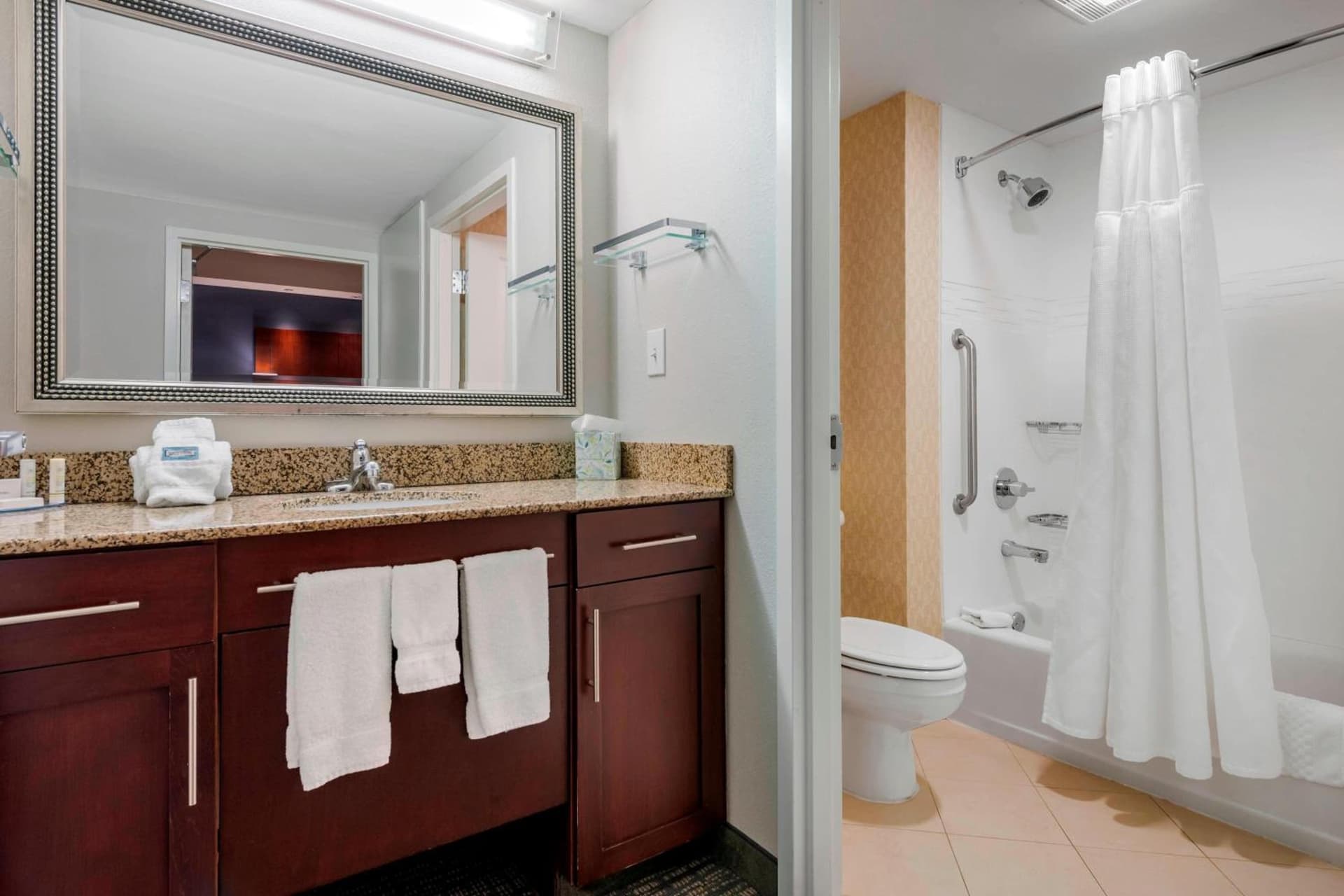 Residence Inn by Marriott Columbus gallery photo in Columbus, IN — image 23