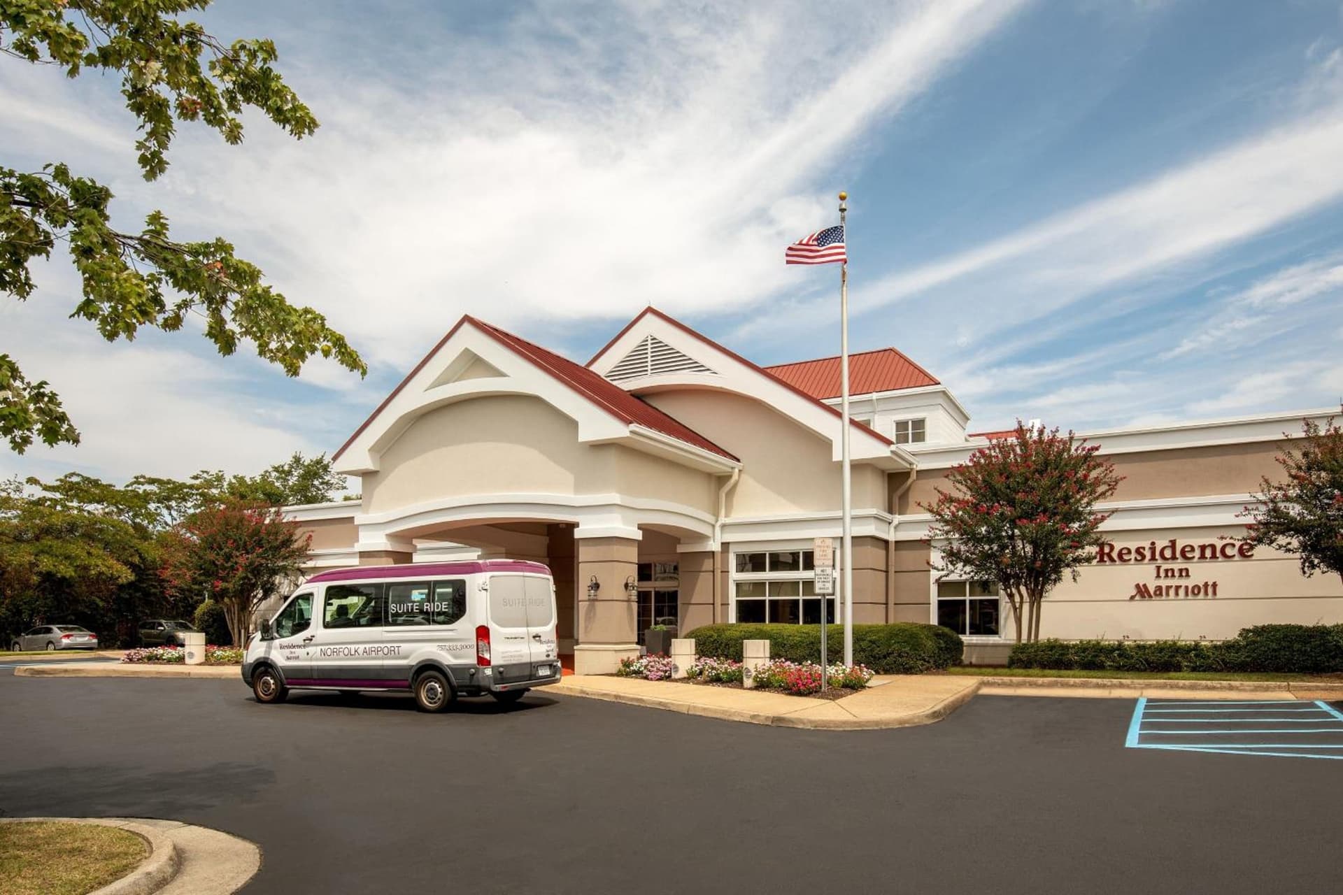 Residence Inn by Marriott Norfolk Airport gallery photo in Norfolk, VA — image 9