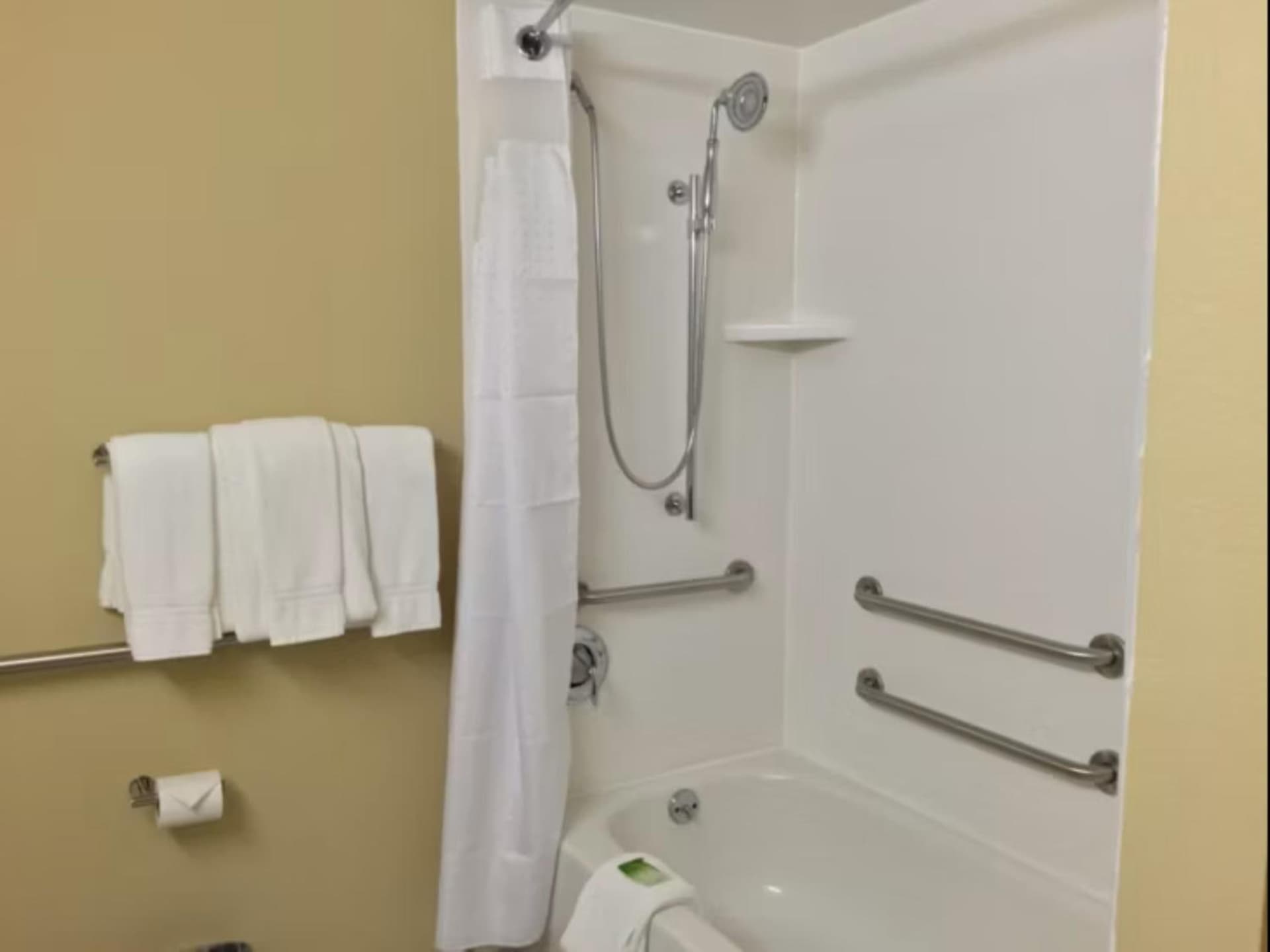 Holiday Inn Express Tallahassee by IHG gallery photo in Tallahassee, FL — image 8
