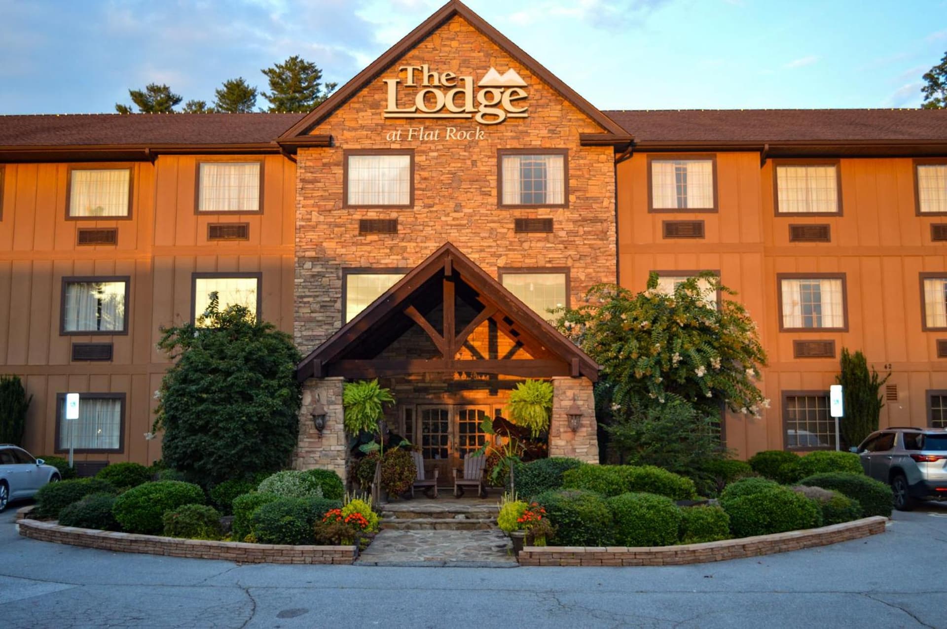 The Lodge at Flat Rock featured exterior or lobby in Upward, NC — similar hotel