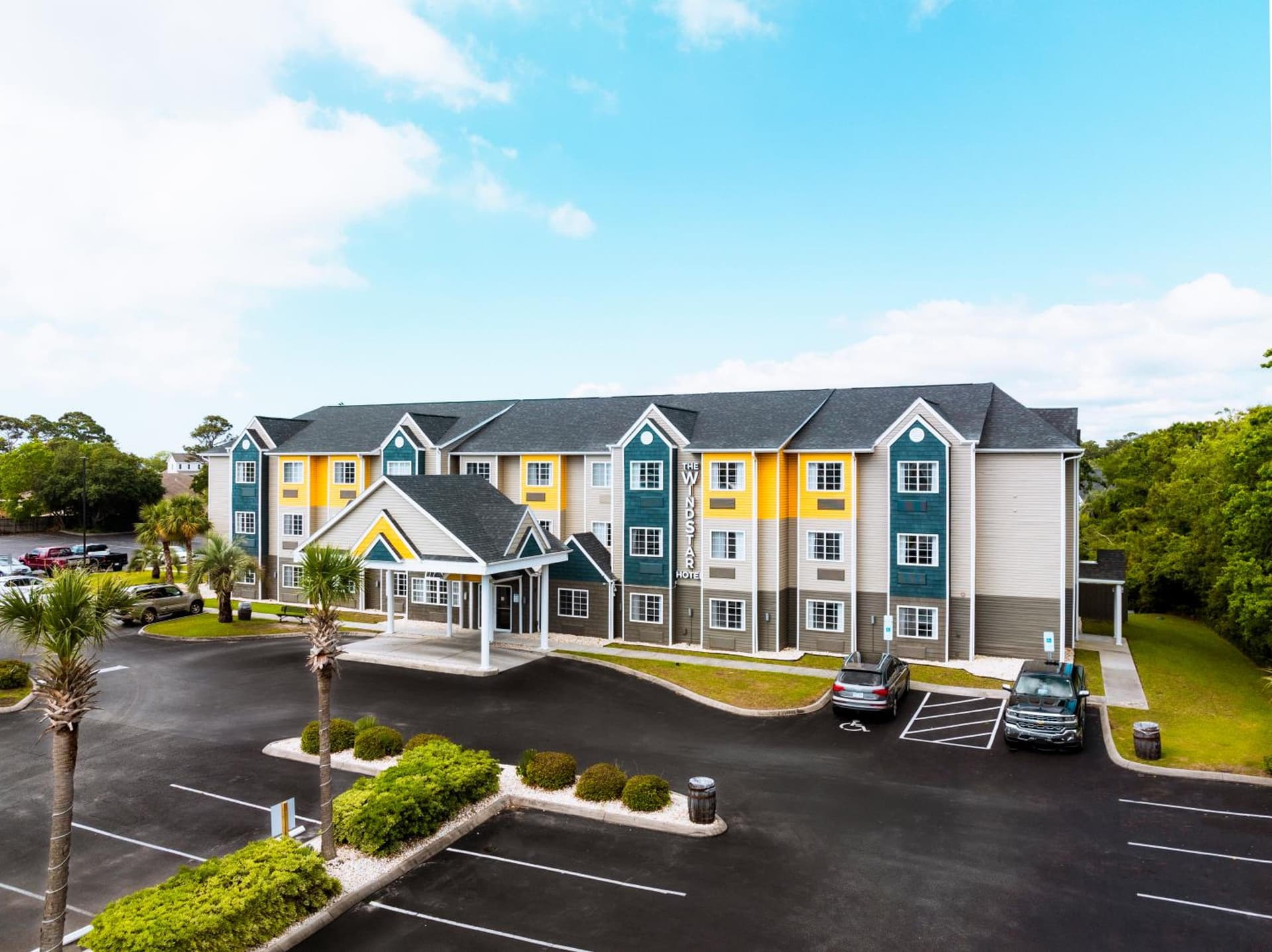 The Windstar Hotel - Carolina Beach gallery photo in Carolina Beach, NC — image 4