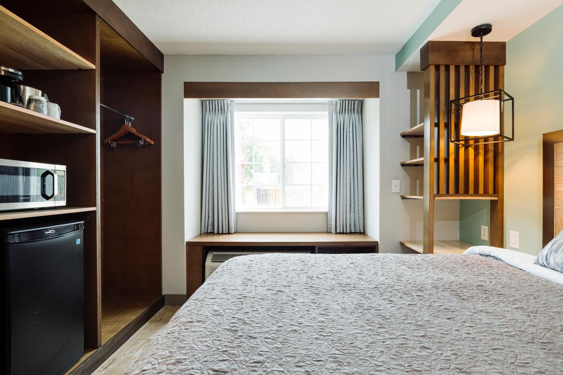 The Windstar Hotel - Carolina Beach gallery photo in Carolina Beach, NC — image 45