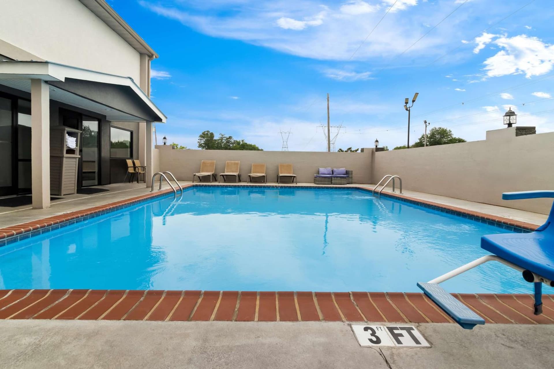 Best Western Paducah Inn property views in Paducah, KY — gallery photo 3