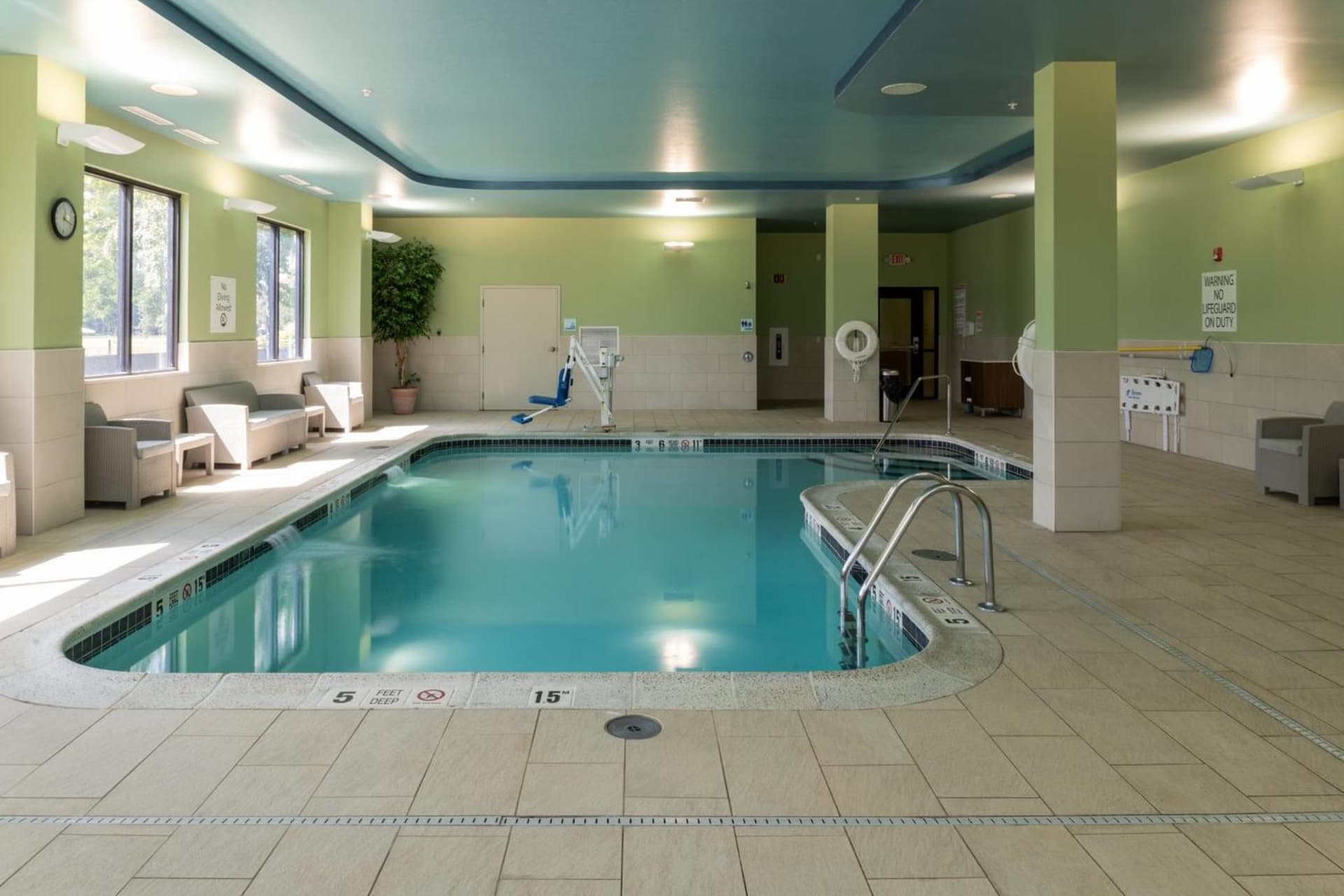 Holiday Inn Express - Grand Island by IHG gallery photo in Niagara Falls, NY — image 8