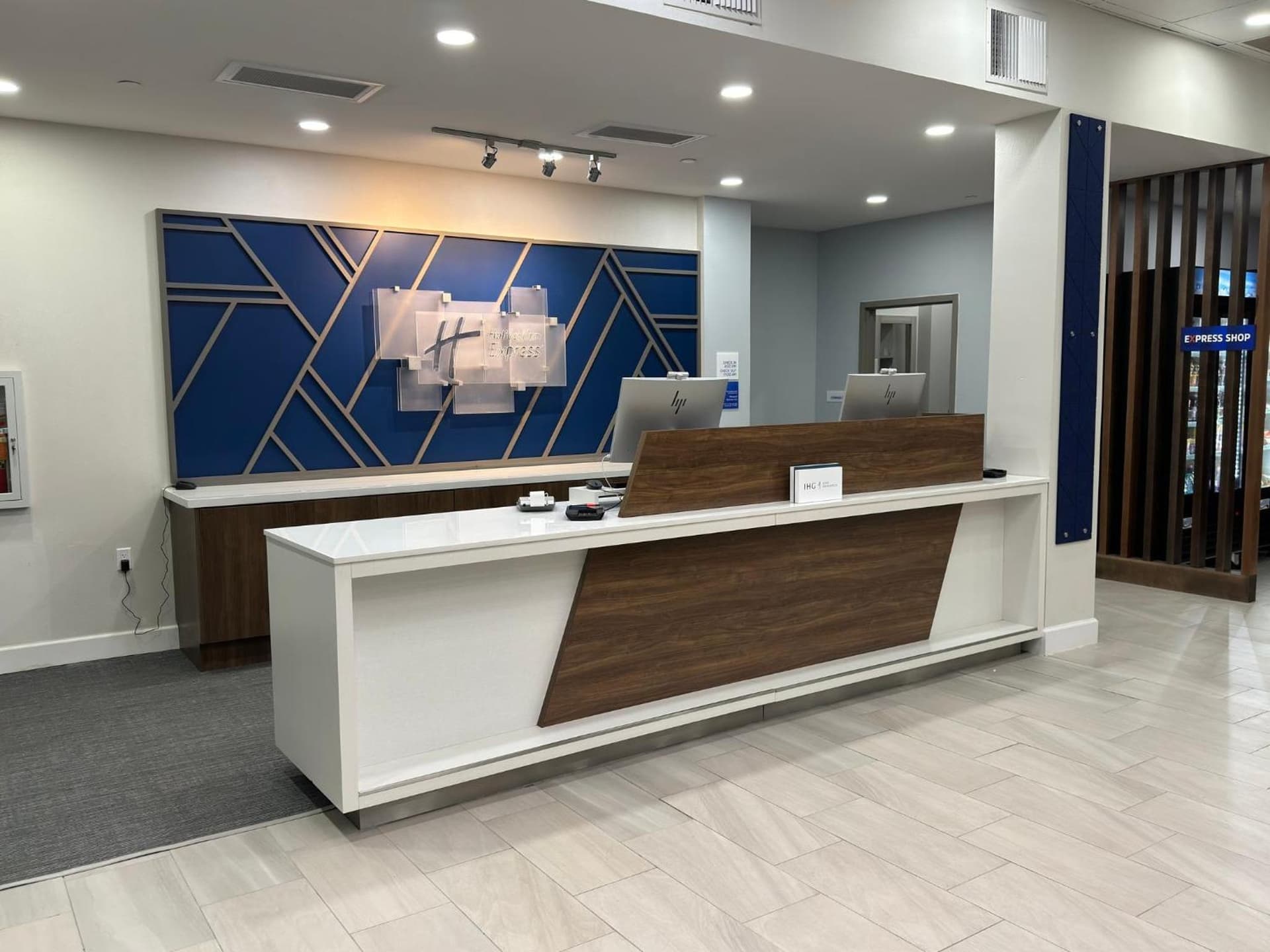 Holiday Inn Express Corpus Christi - Beachfront by IHG gallery photo in Corpus Christi, TX — image 75