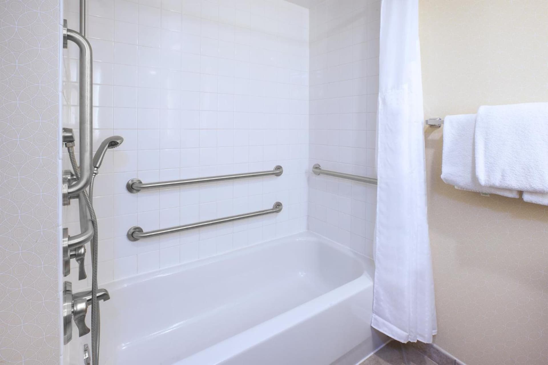 Holiday Inn National Airport/Crystal City by IHG gallery photo in Arlington, VA — image 45