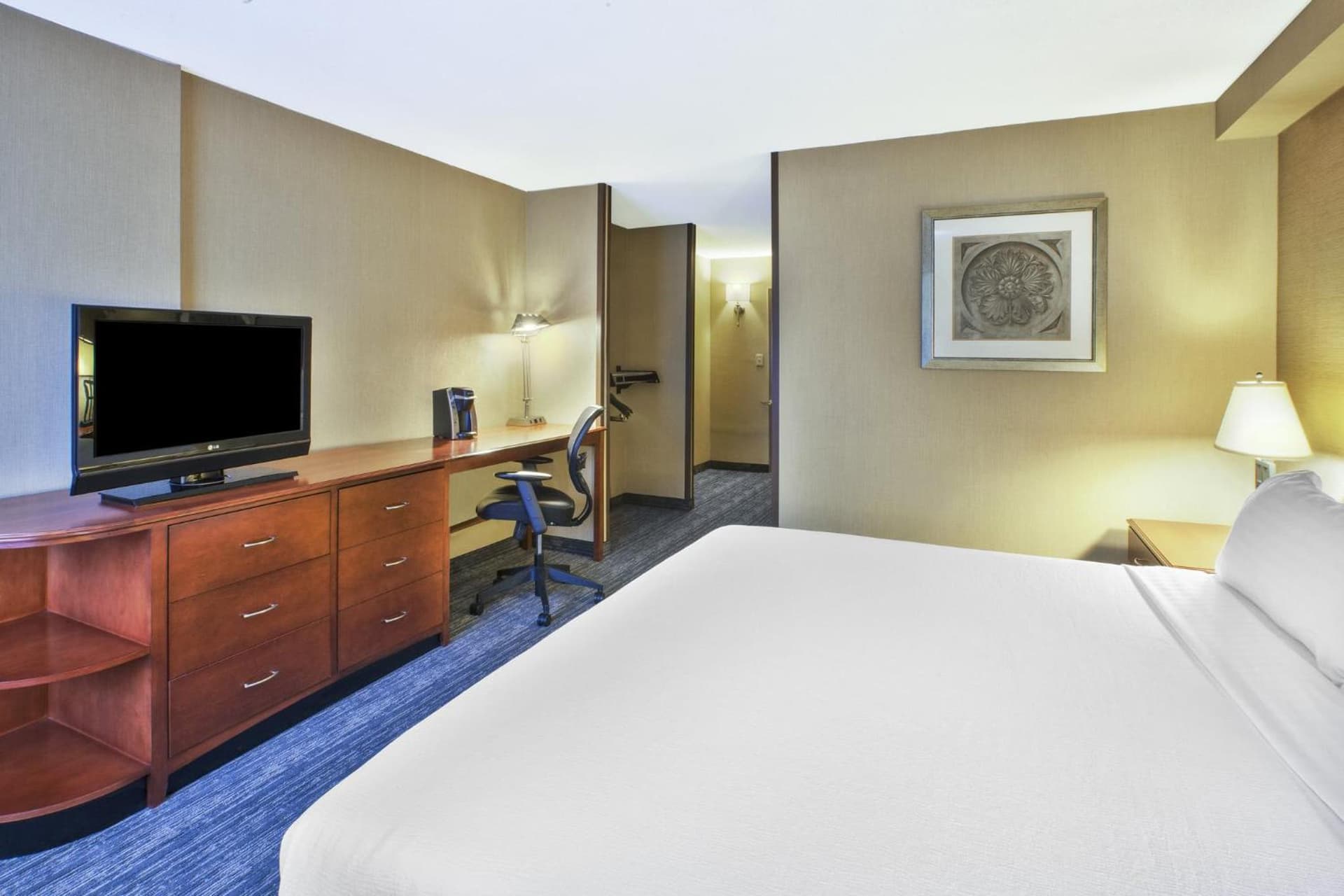 Holiday Inn National Airport/Crystal City by IHG gallery photo in Arlington, VA — image 19