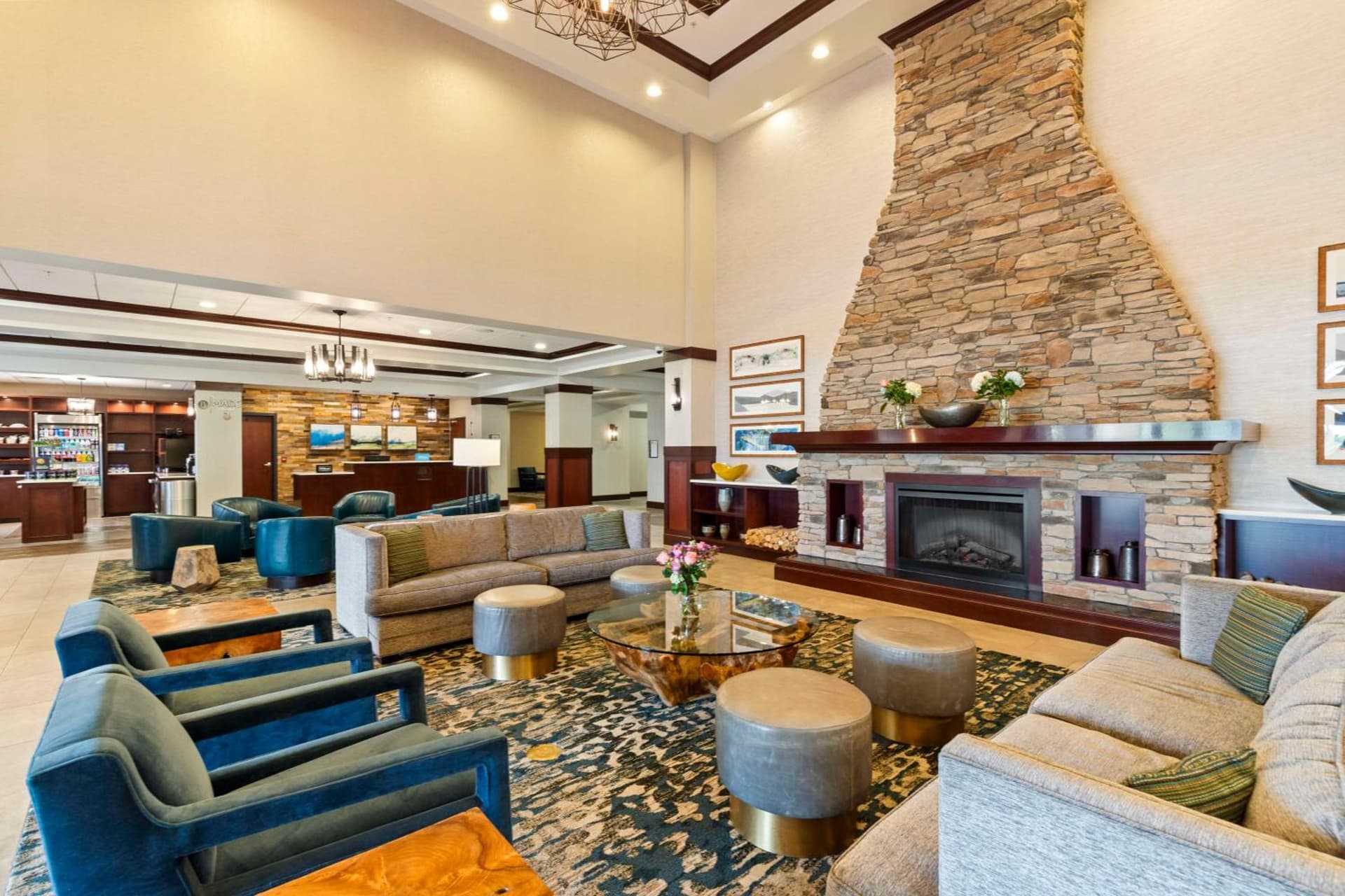 Doubletree By Hilton Front Royal Blue Ridge Shadows property views in Front Royal, VA — gallery photo 3