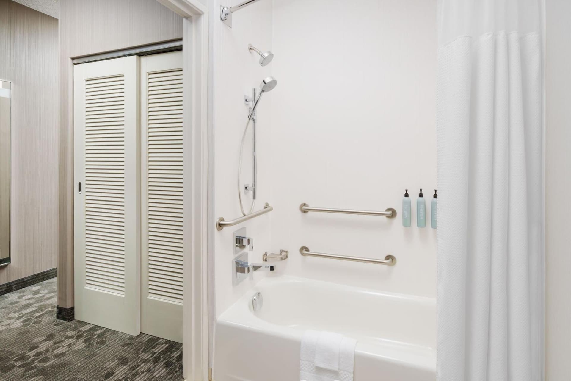 Courtyard by Marriott Roseville gallery photo in Roseville, CA — image 33