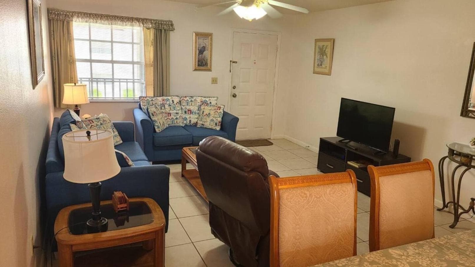 Palm Manor Resort - Unit 6-203 interior in Englewood, FL — gallery photo 2