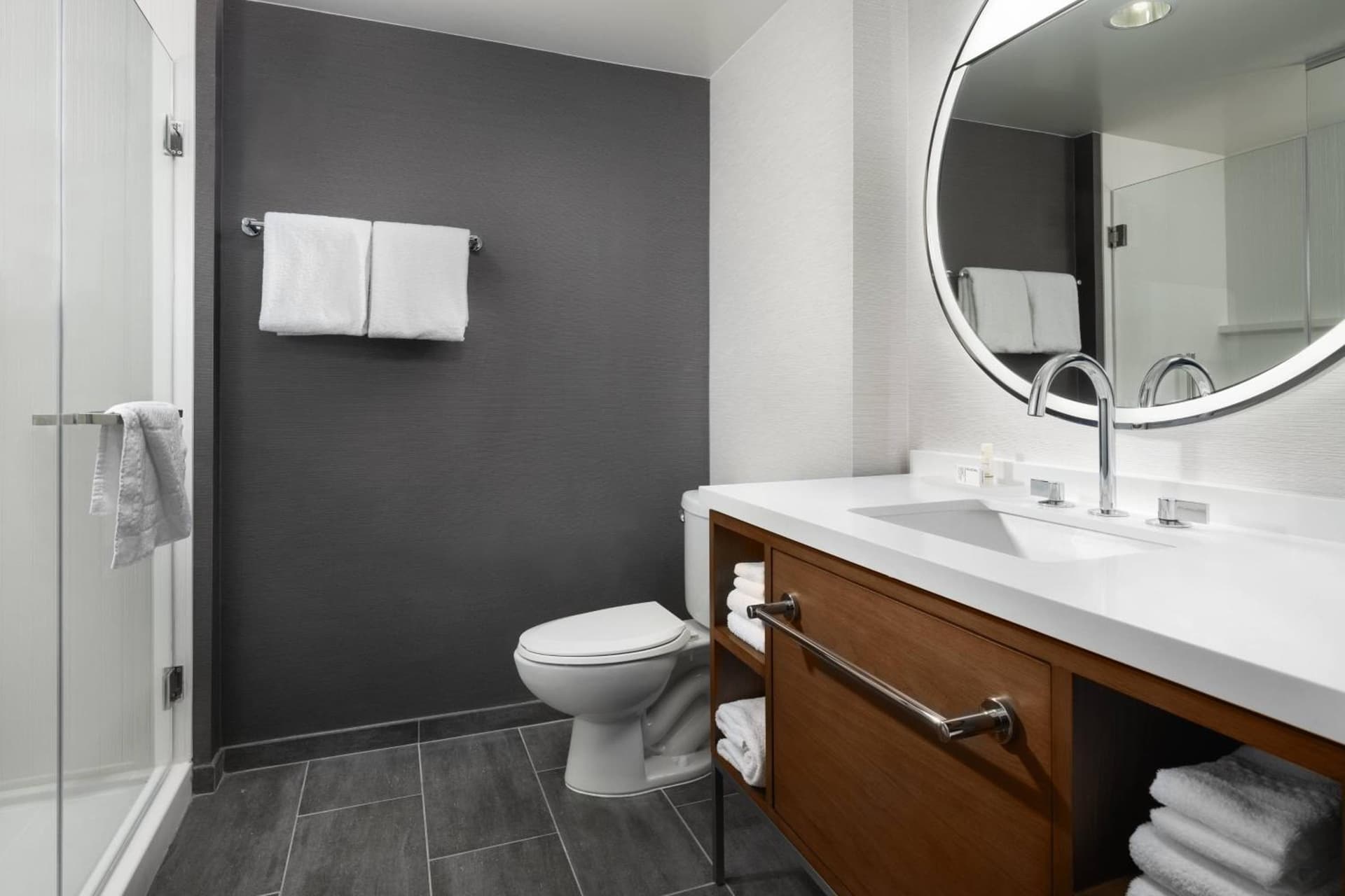 Courtyard by Marriott San Diego Mission Valley/Hotel Circle gallery photo in San Diego, CA — image 9