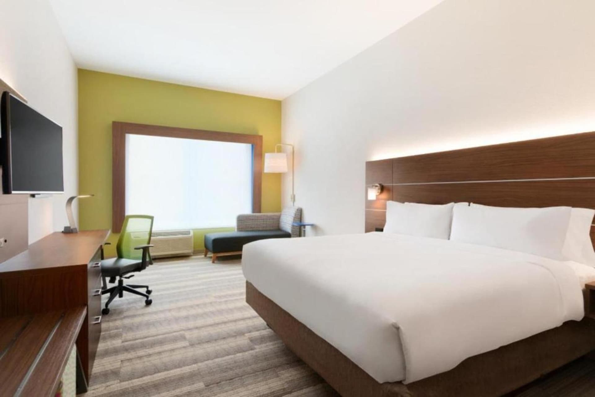 Holiday Inn Express & Suites - Cincinnati NE - Red Bank Road by IHG gallery photo in Cincinnati, OH — image 6