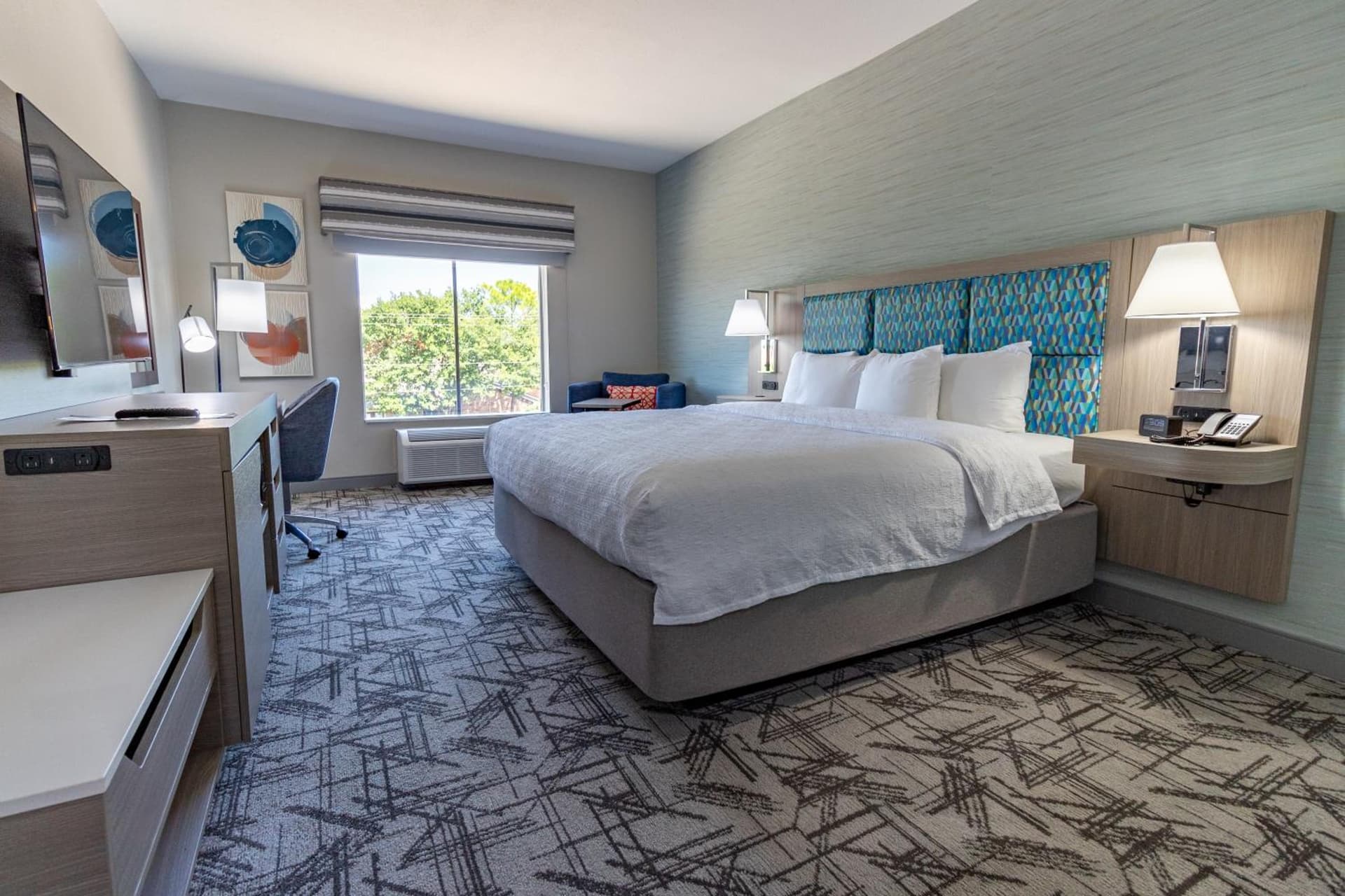 Hampton Inn & Suites Denton property views in Denton, TX — gallery photo 3