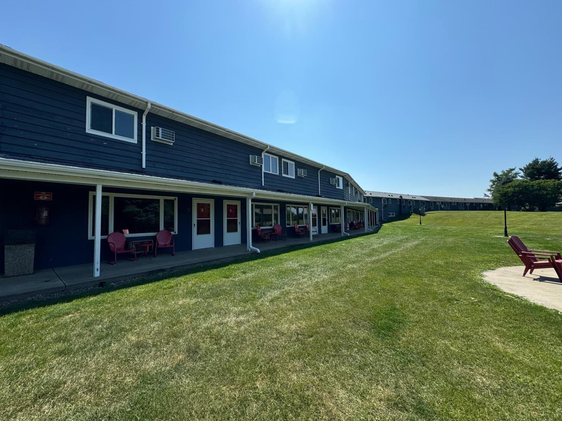 Grant Hills Motel — hotel in Galena, Illinois