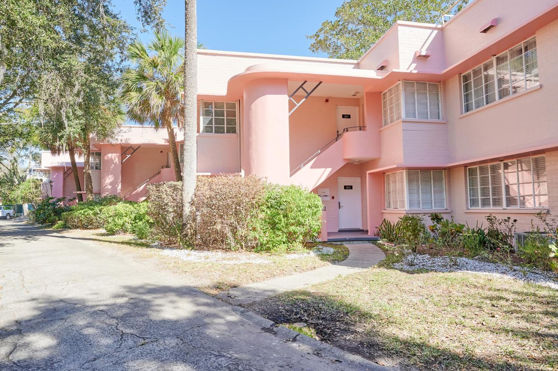 Sonder Wellborn featured exterior or lobby in Orlando, FL — similar hotel