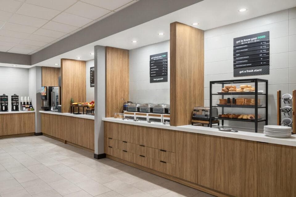 Holiday Inn Nashville Downtown - Stadium by IHG gallery photo in Nashville, TN — image 8