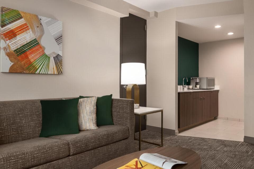 Holiday Inn Nashville Downtown - Stadium by IHG gallery photo in Nashville, TN — image 58