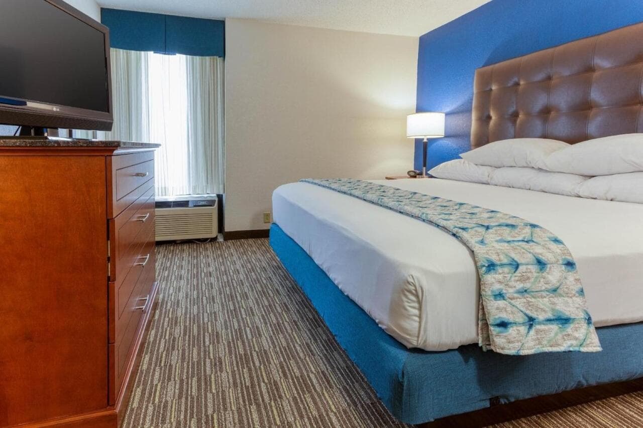 Heritage Inn & Suites St Louis Fenton, Trademark by Wyndham gallery photo in Fenton, MO — image 21