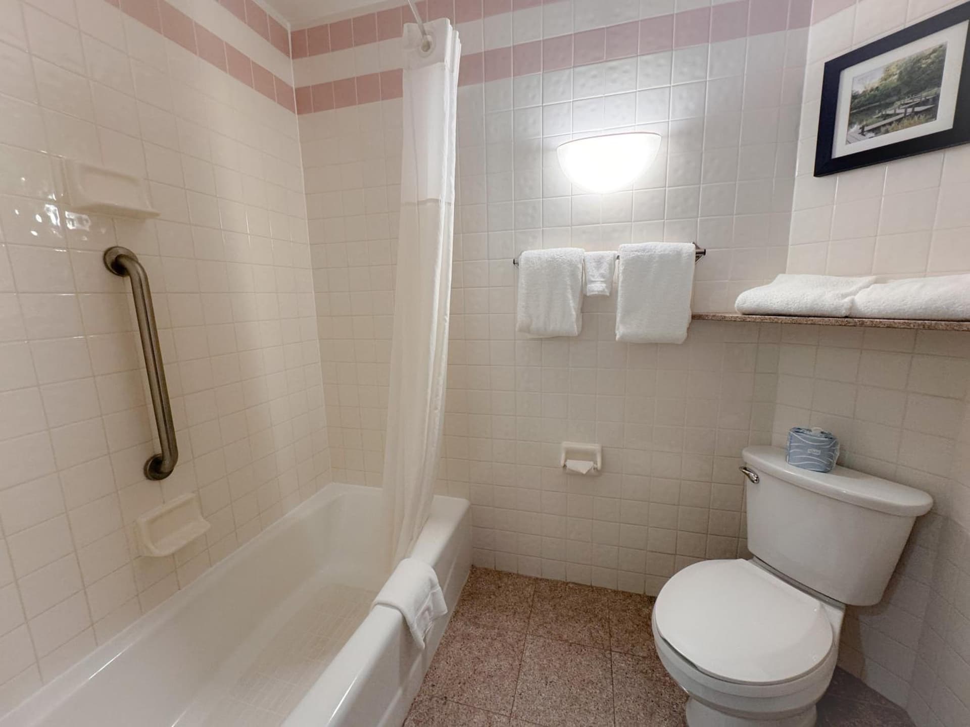Heritage Inn & Suites St Louis Fenton, Trademark by Wyndham gallery photo in Fenton, MO — image 8