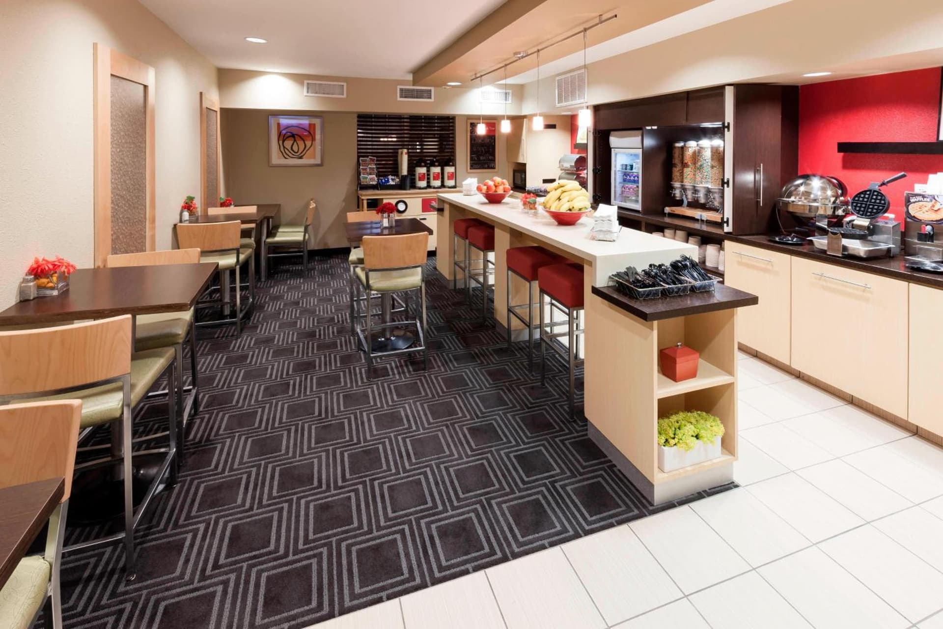 TownePlace Suites by Marriott College Station property views in College Station, TX — gallery photo 3