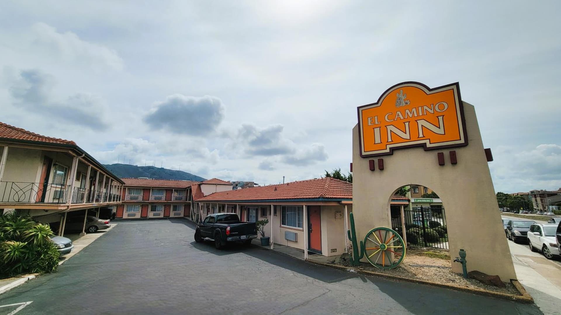El Camino Inn featured exterior or lobby in Daly City, CA — similar hotel