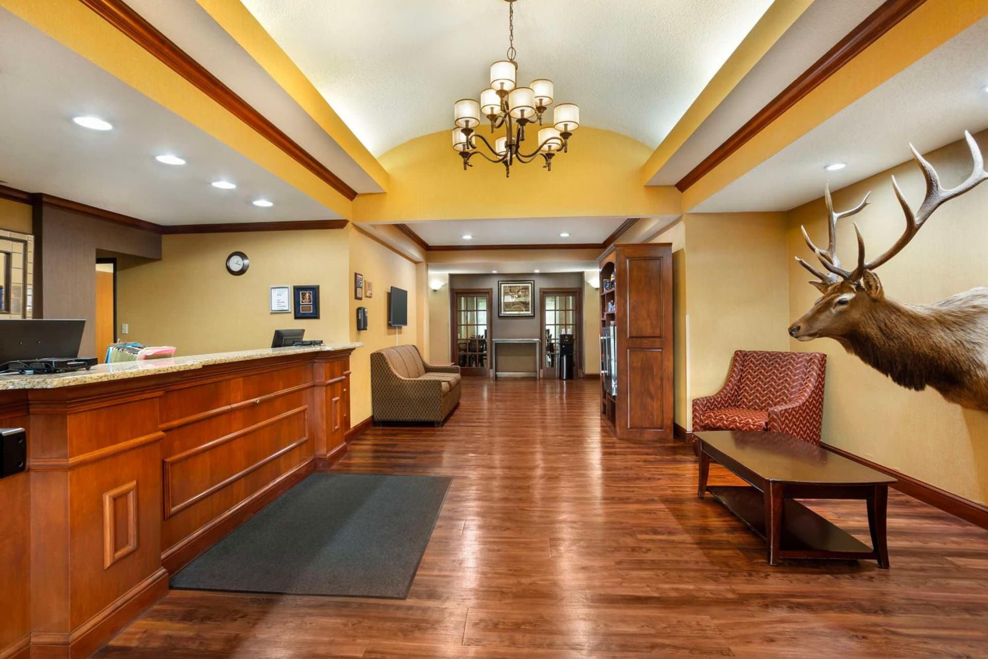 Best Western Plus Clearfield interior in Clearfield, PA — gallery photo 2