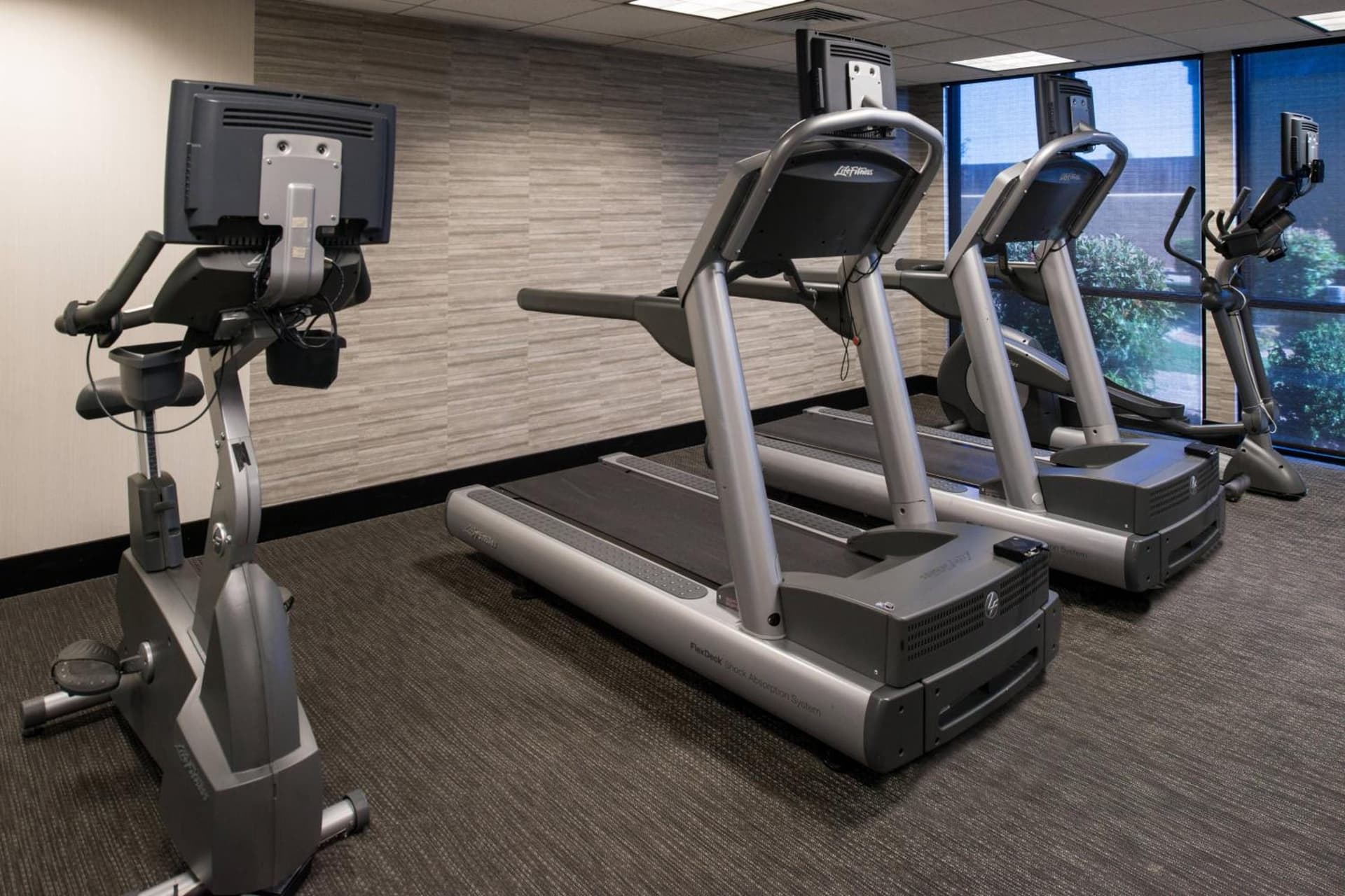 Courtyard by Marriott Victorville Hesperia property views in Hesperia, CA — gallery photo 3