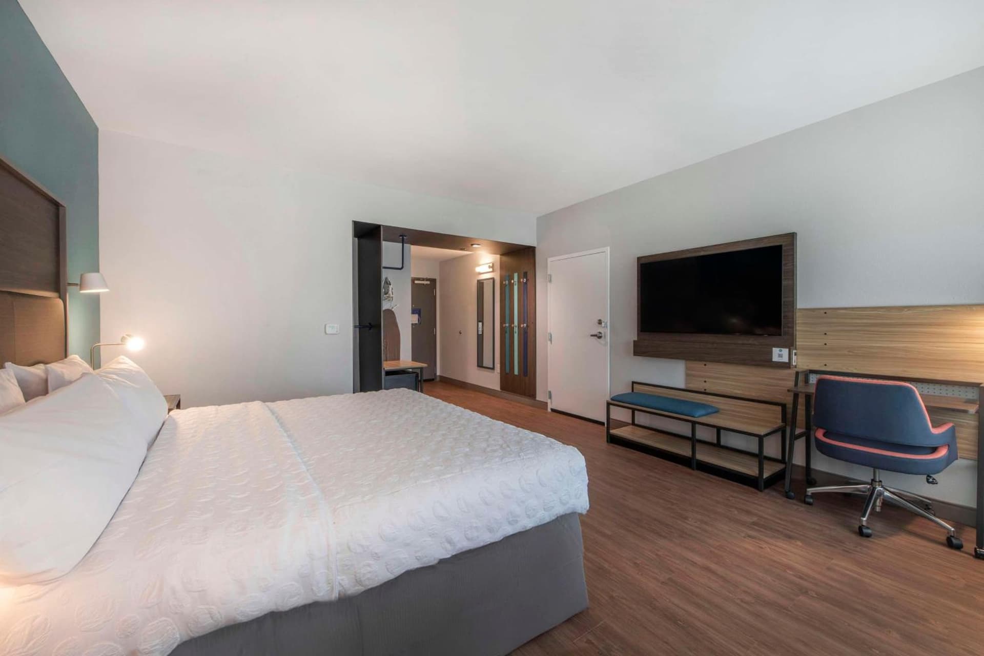 Tru by Hilton Wilmington Wrightsville Beach gallery photo in Wilmington, NC — image 36