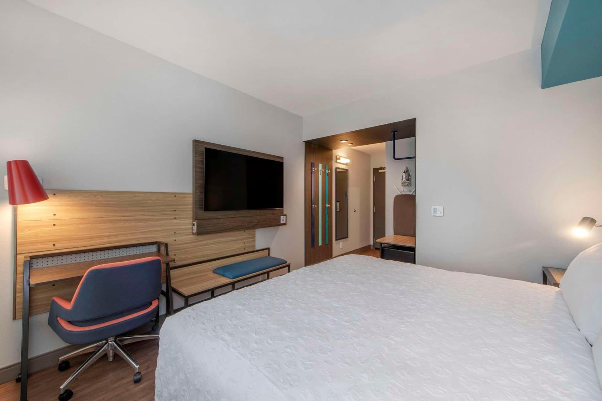 Tru by Hilton Wilmington Wrightsville Beach gallery photo in Wilmington, NC — image 9