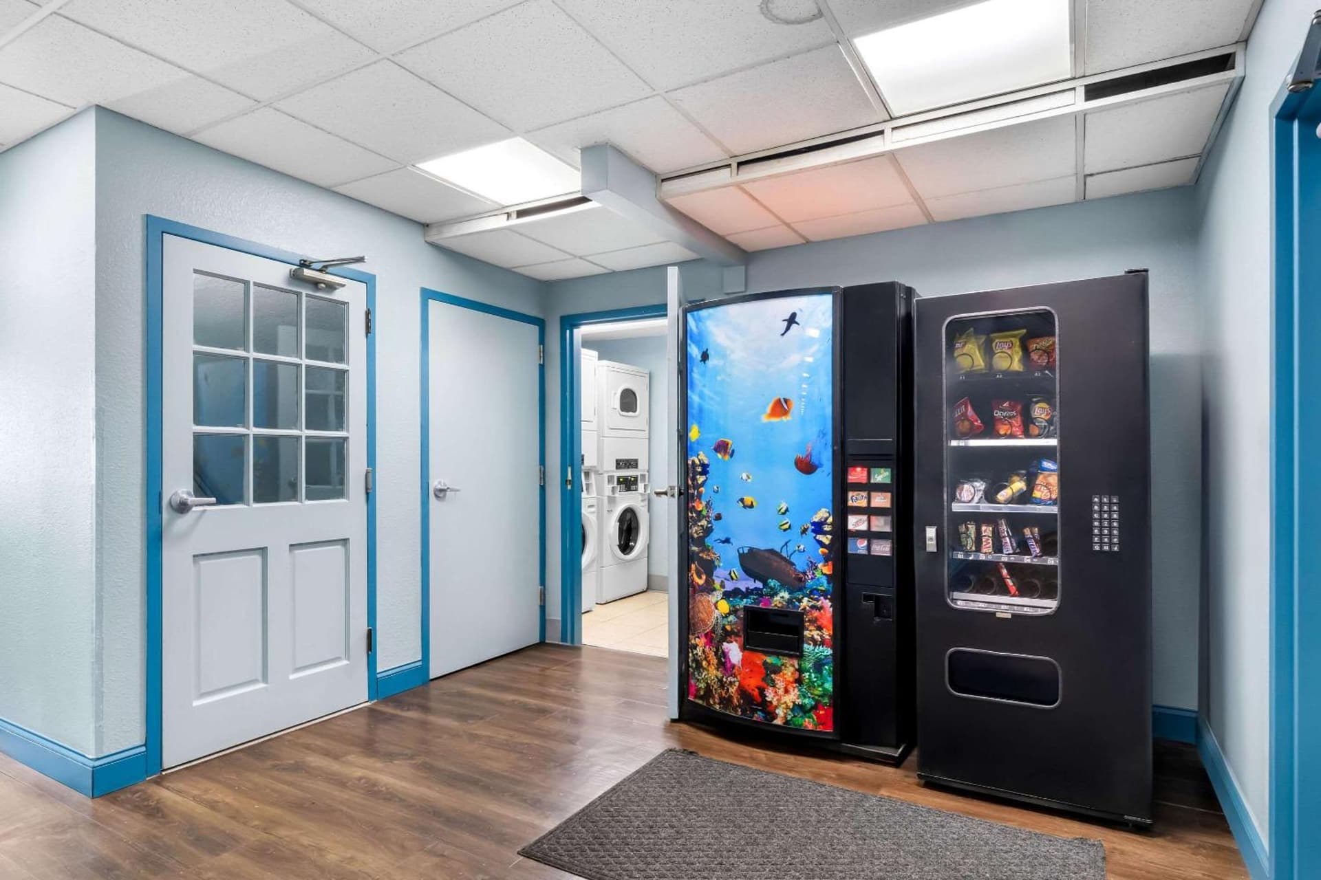 Suburban Studios Chattanooga Northeast - Ooltewah interior in Chattanooga, TN — gallery photo 2