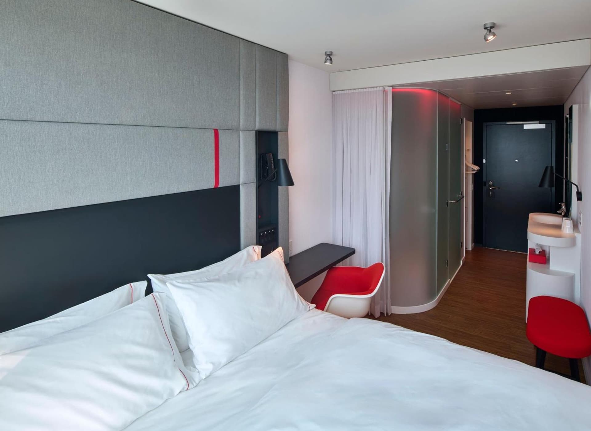 citizenM Boston Back Bay property views in Boston, MA — gallery photo 3