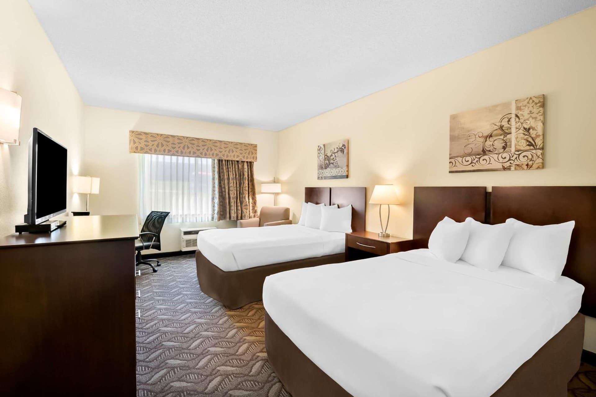 Best Western Nebraska City Inn property views in Nebraska City, NE — gallery photo 3