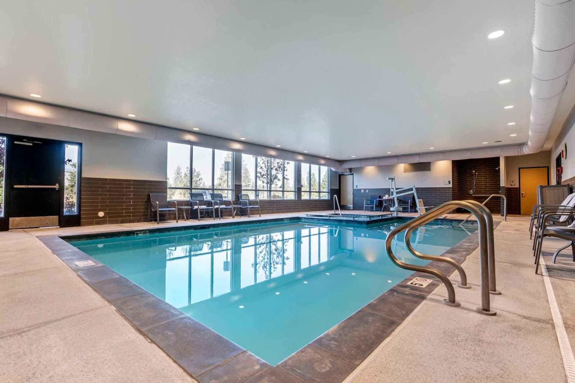 Hotel Peppertree Bend, BW Premier Collection gallery photo in Bend, OR — image 21