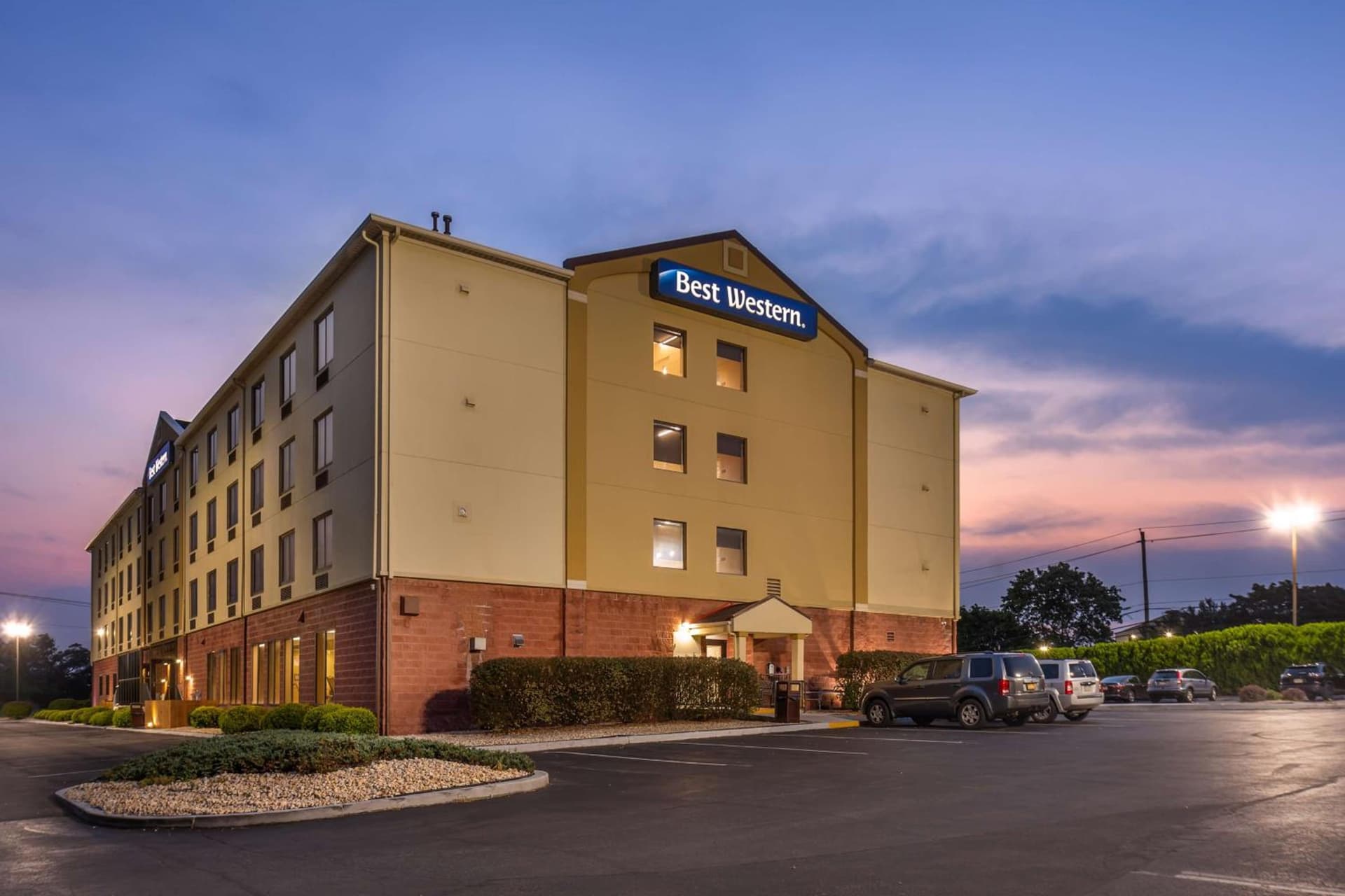 Best Western Harrisburg I-81 Grantville Hershey featured exterior or lobby in Grantville, PA — similar hotel
