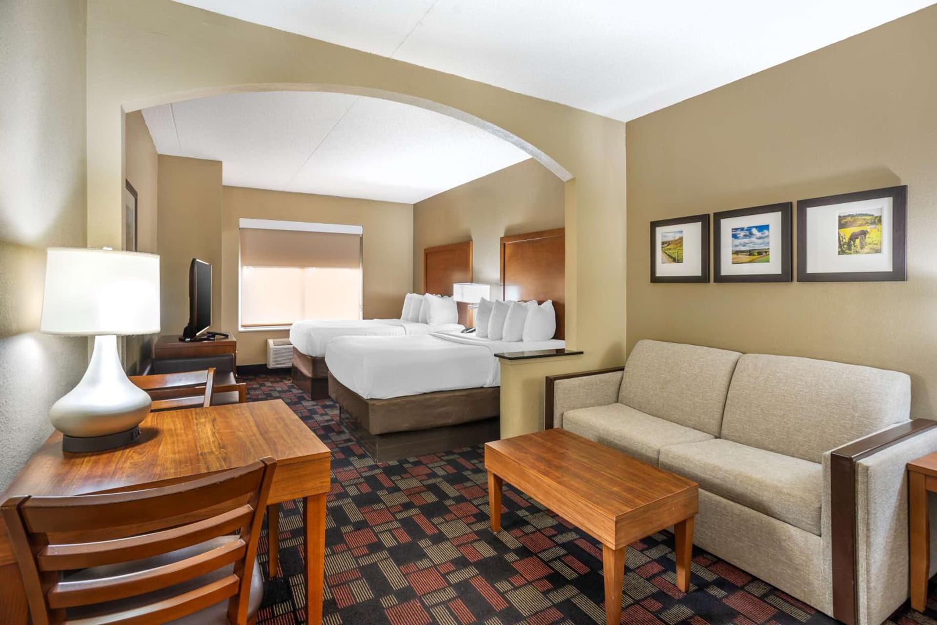 Best Western Harrisburg I-81 Grantville Hershey interior in Grantville, PA — gallery photo 2