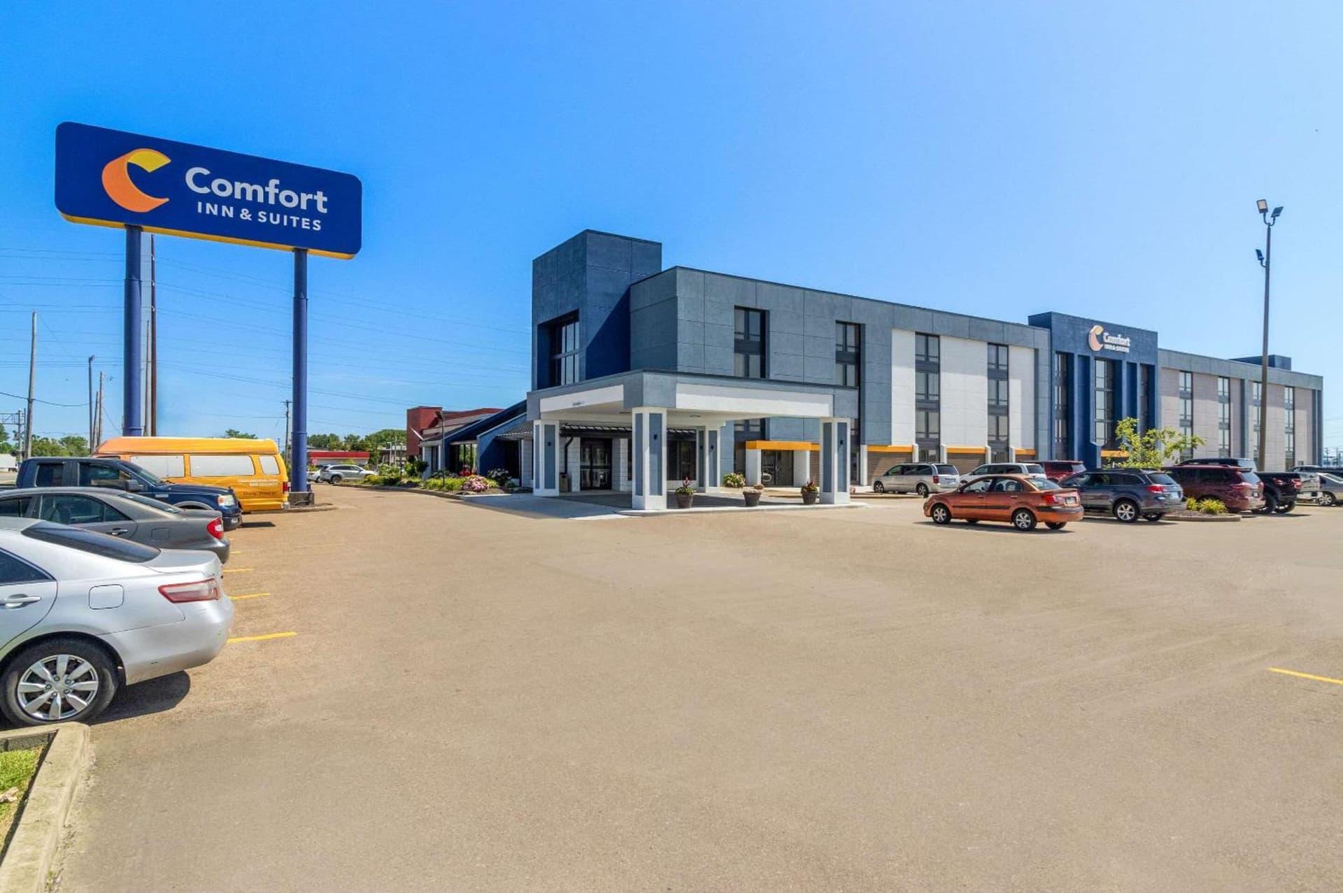 Comfort Inn & Suites Evansville Airport gallery photo in Evansville, IN — image 26