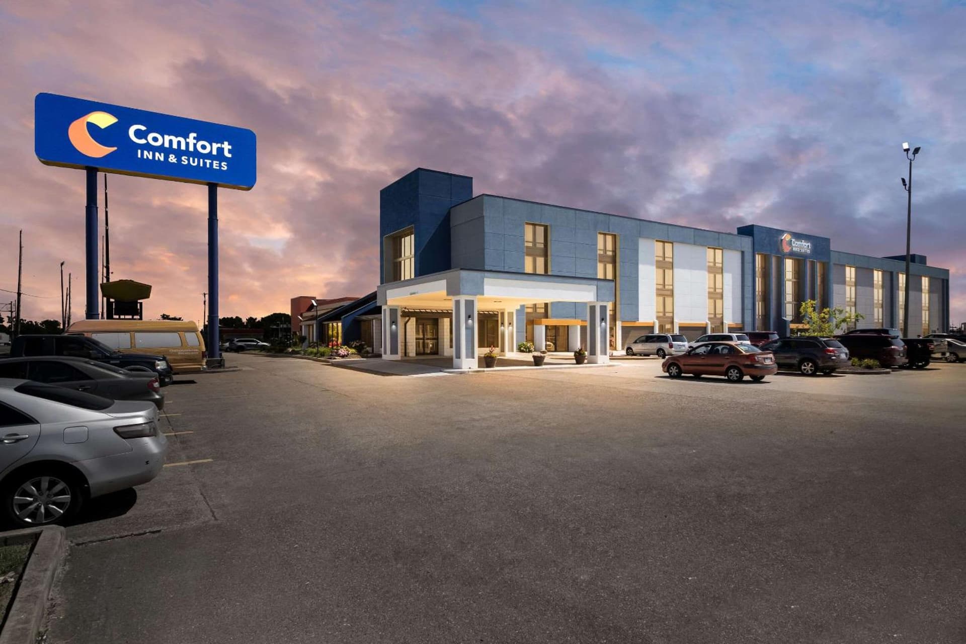 Comfort Inn & Suites Evansville Airport gallery photo in Evansville, IN — image 23