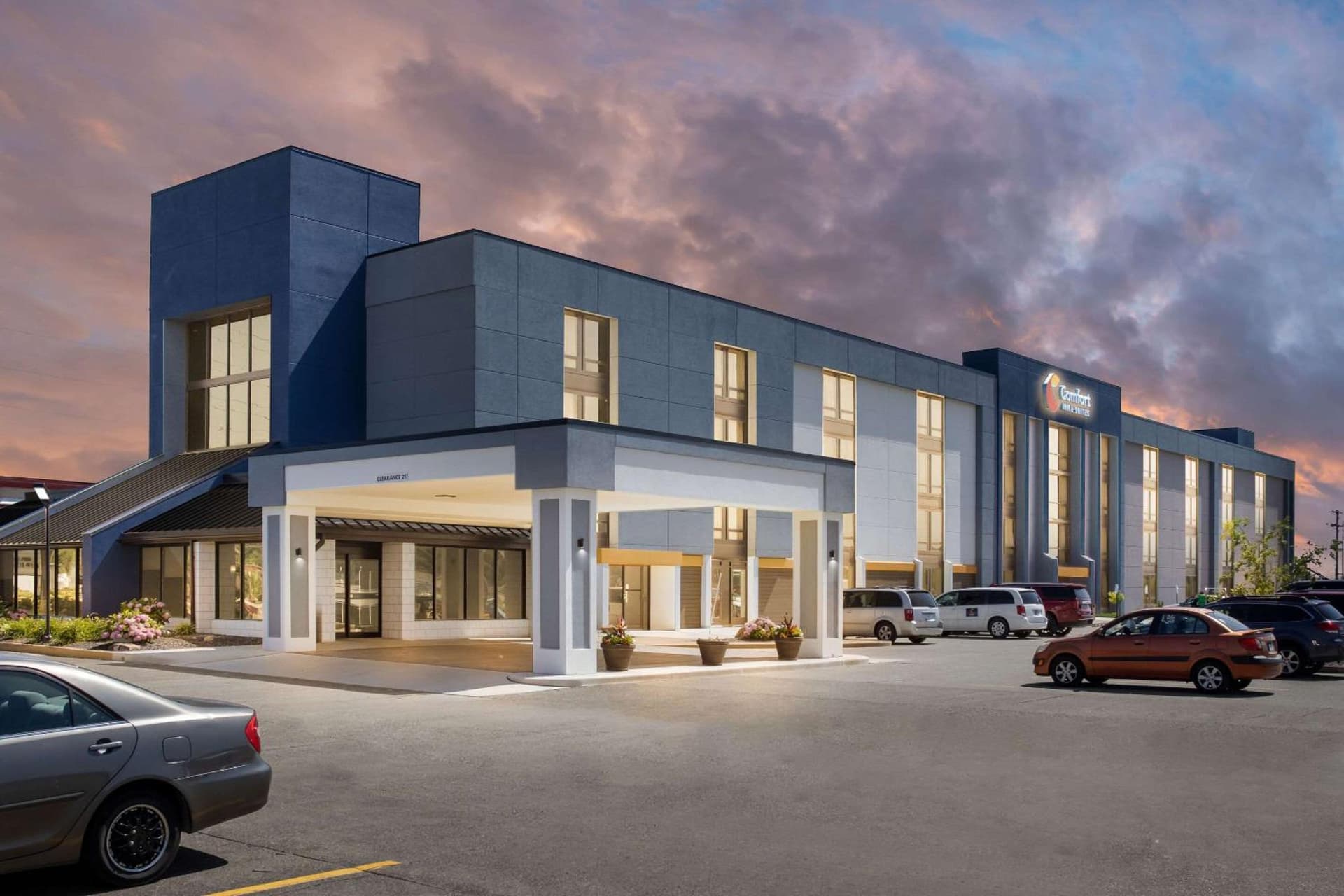 Comfort Inn & Suites Evansville Airport gallery photo in Evansville, IN — image 46