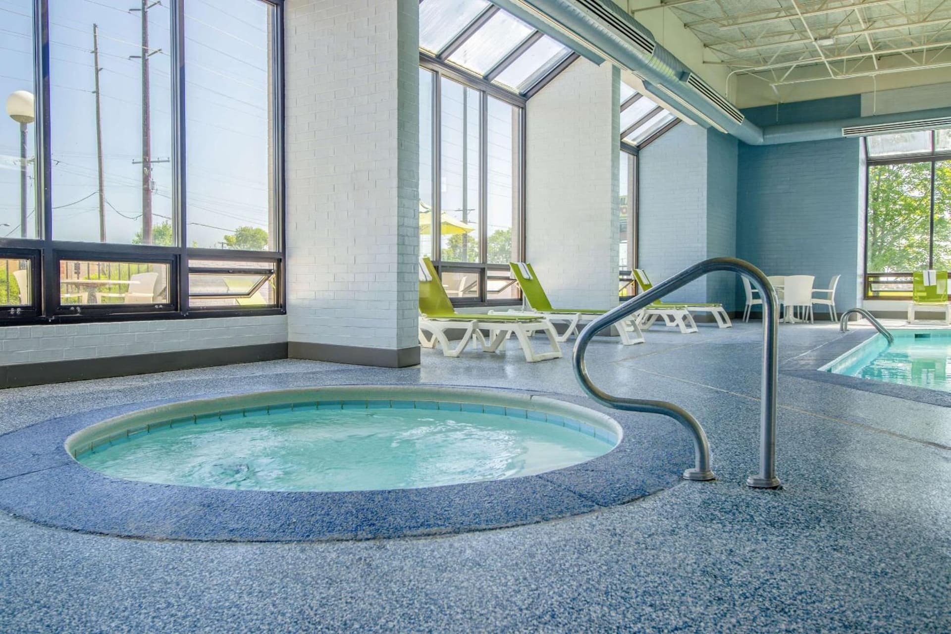 Comfort Inn & Suites Evansville Airport gallery photo in Evansville, IN — image 11