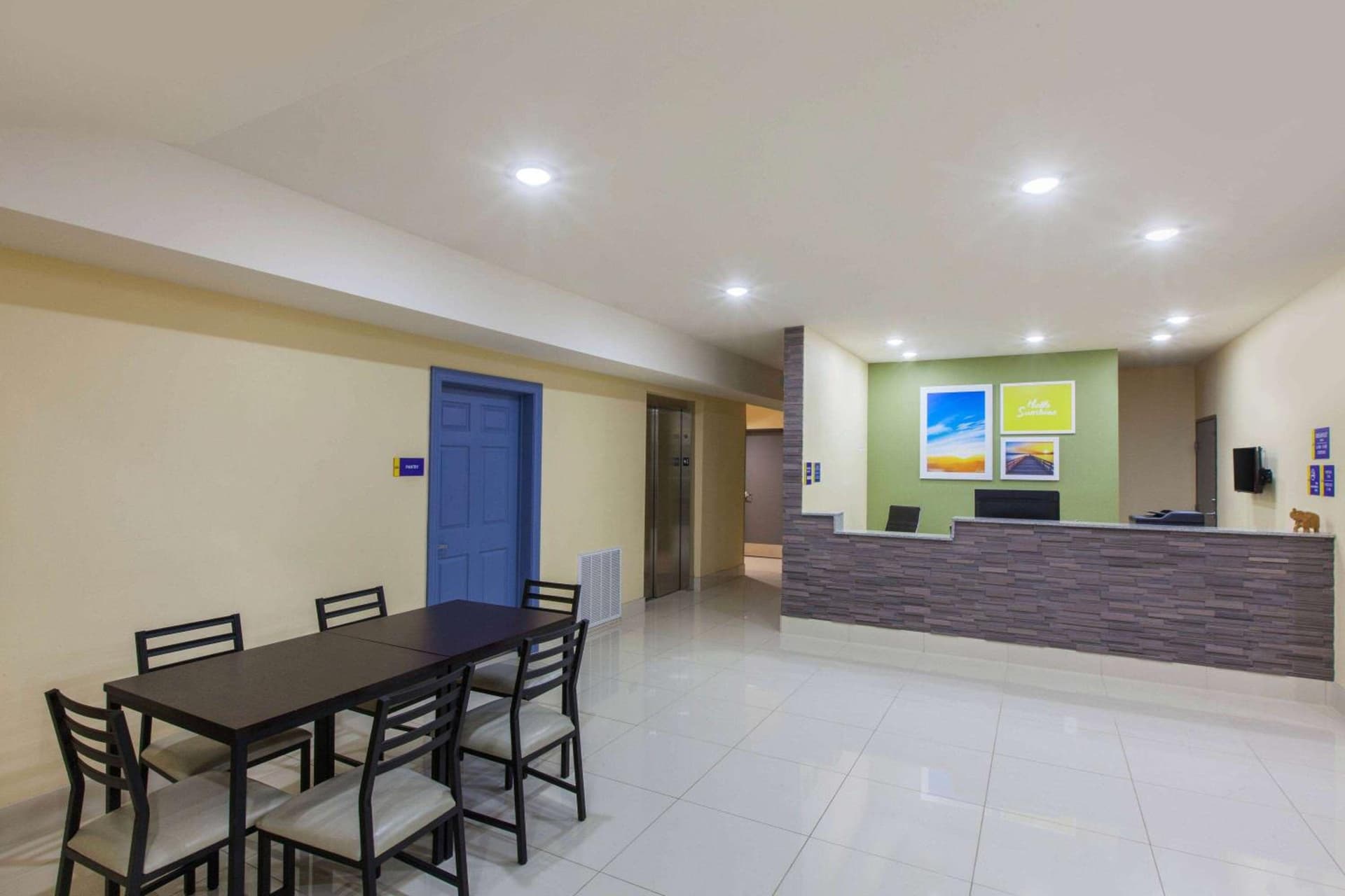 Days Inn by Wyndham Baton Rouge Airport gallery photo in Baton Rouge, LA — image 24