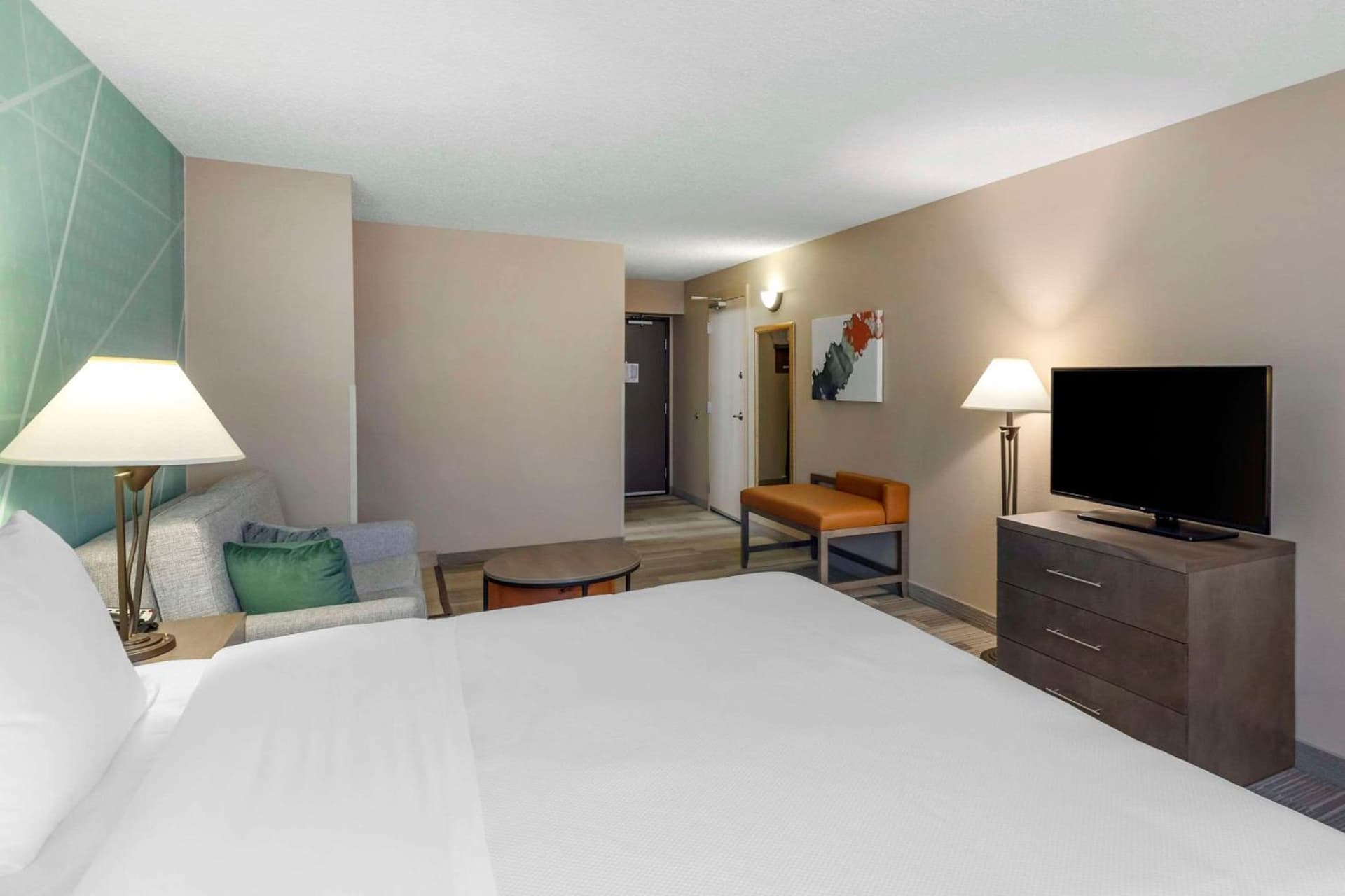 Comfort Inn & Suites Boulder gallery photo in Boulder, CO — image 33
